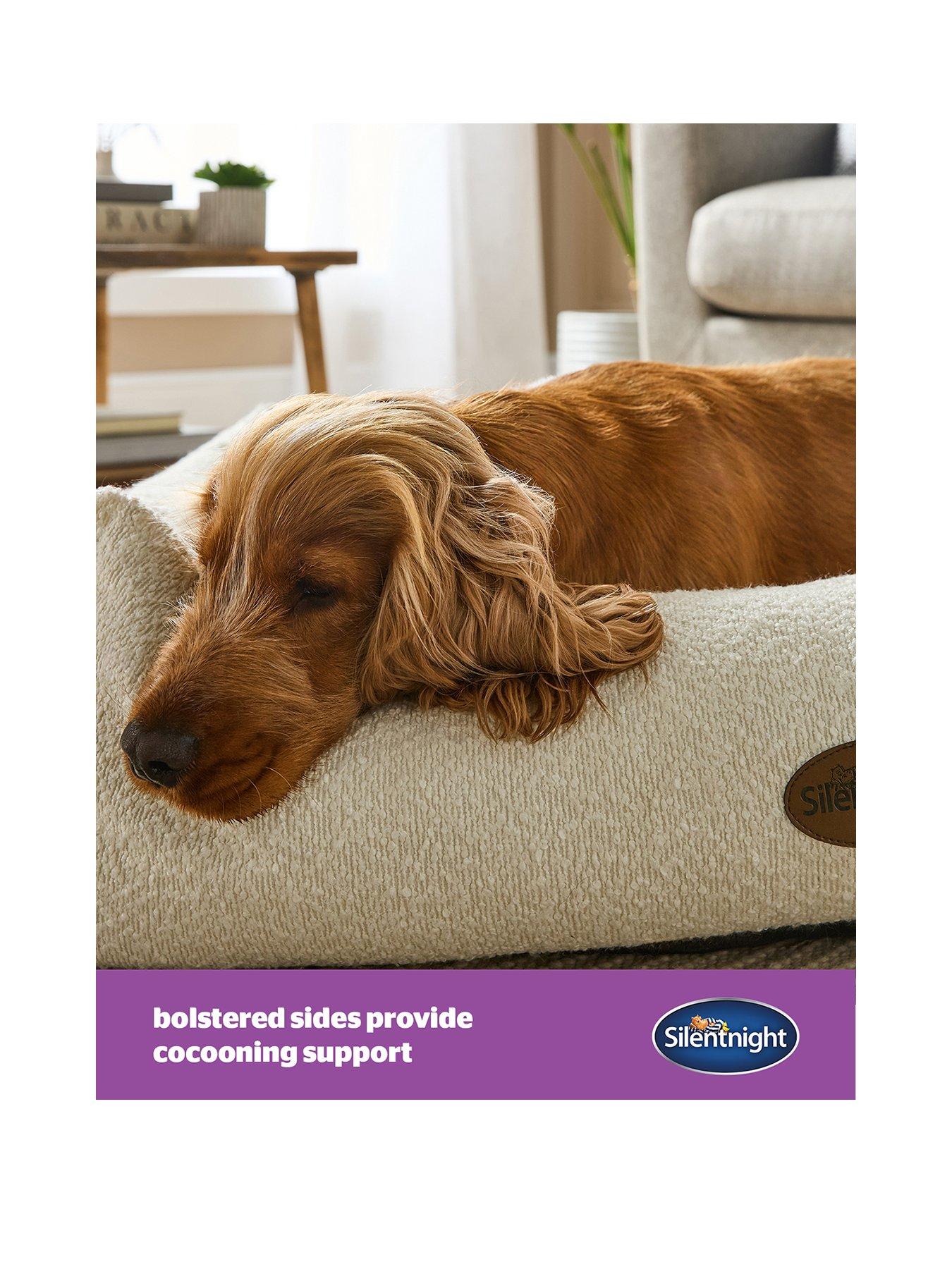 Image 3 of 7 of Silentnight Silentnight Ultimate Deep Sleep Boucle Box Pet Bed - Natural