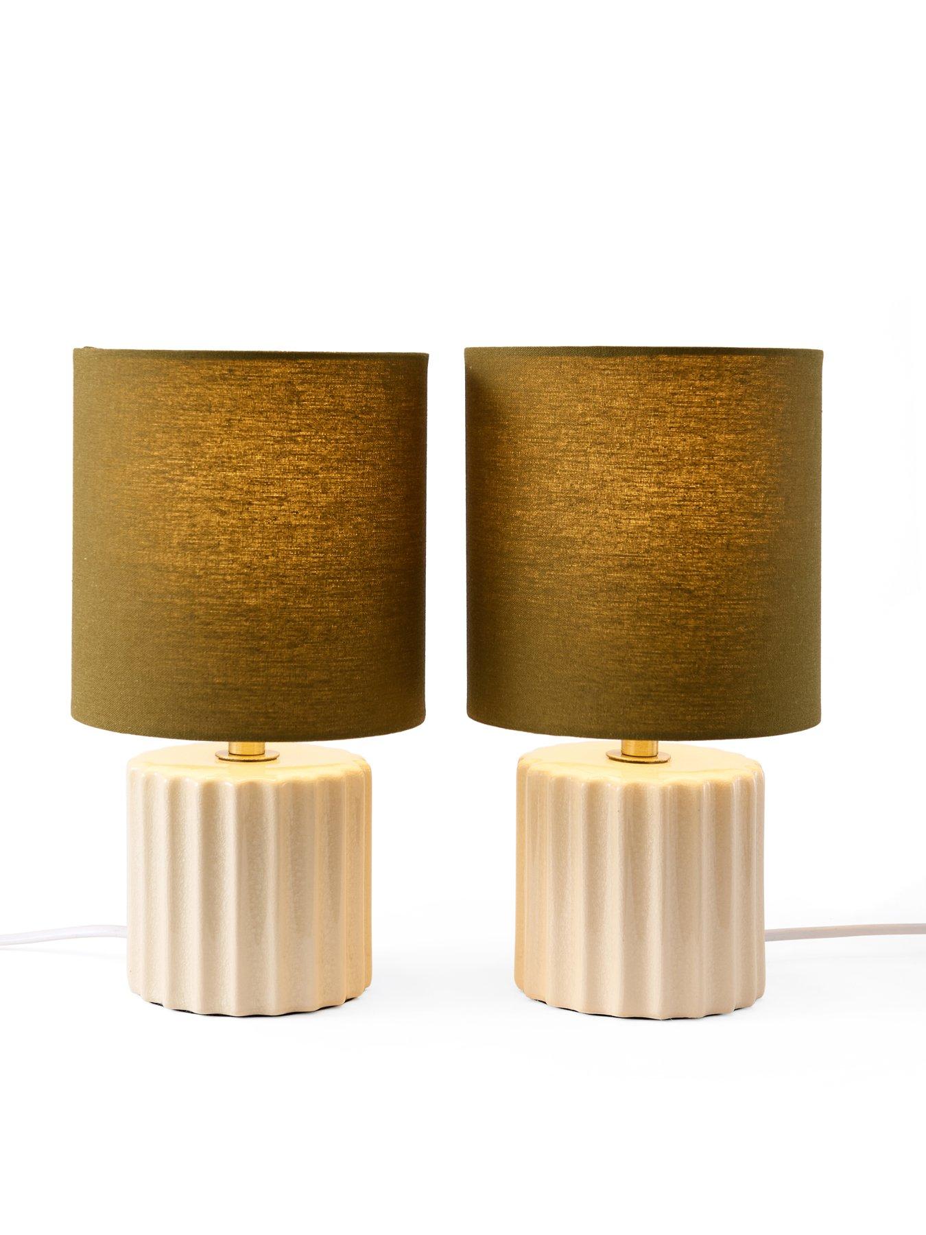 the-very-collection-set-of-2-ceramic-table-lampsback