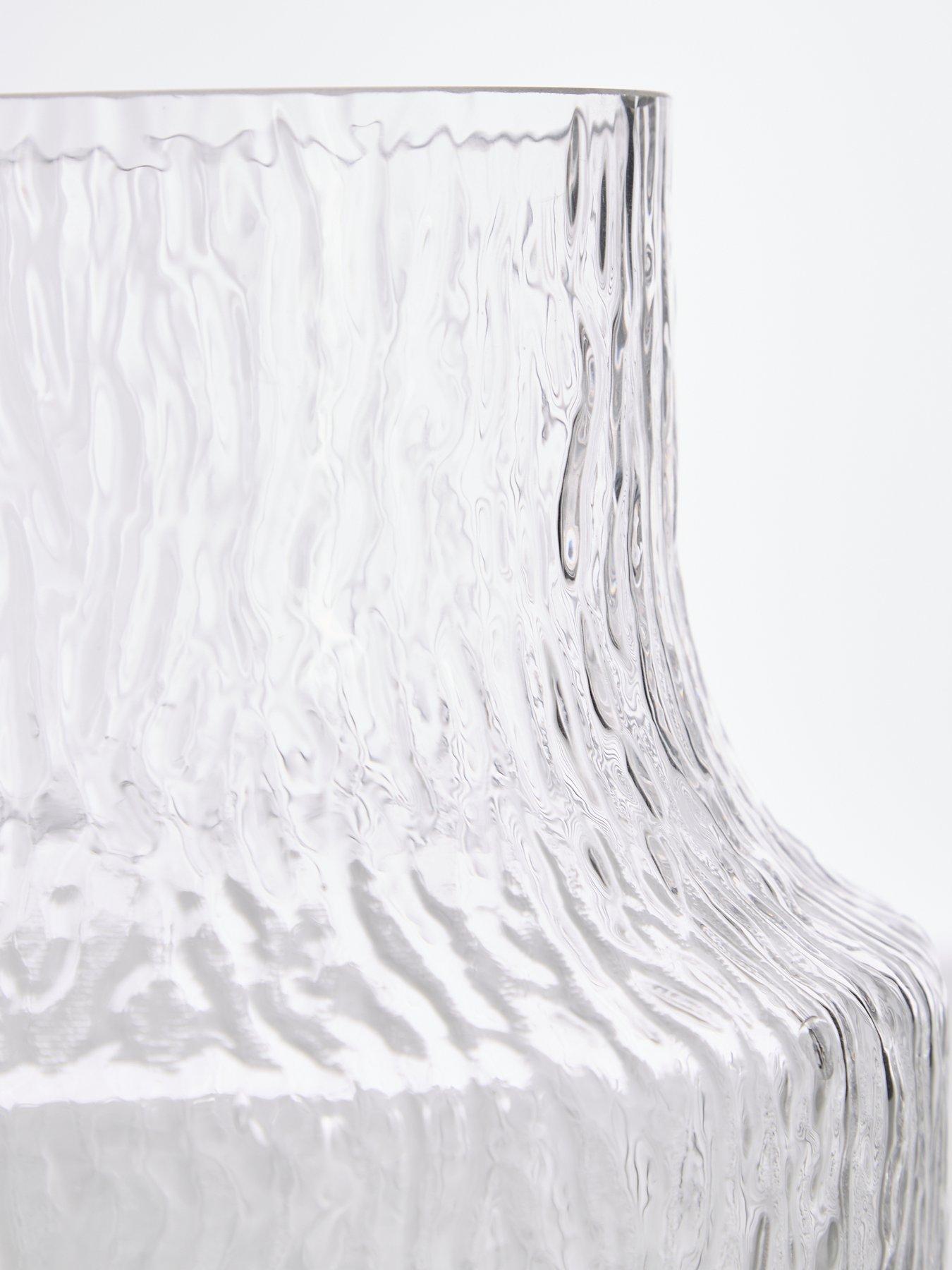 the-very-collection-textured-glass-vaseoutfit