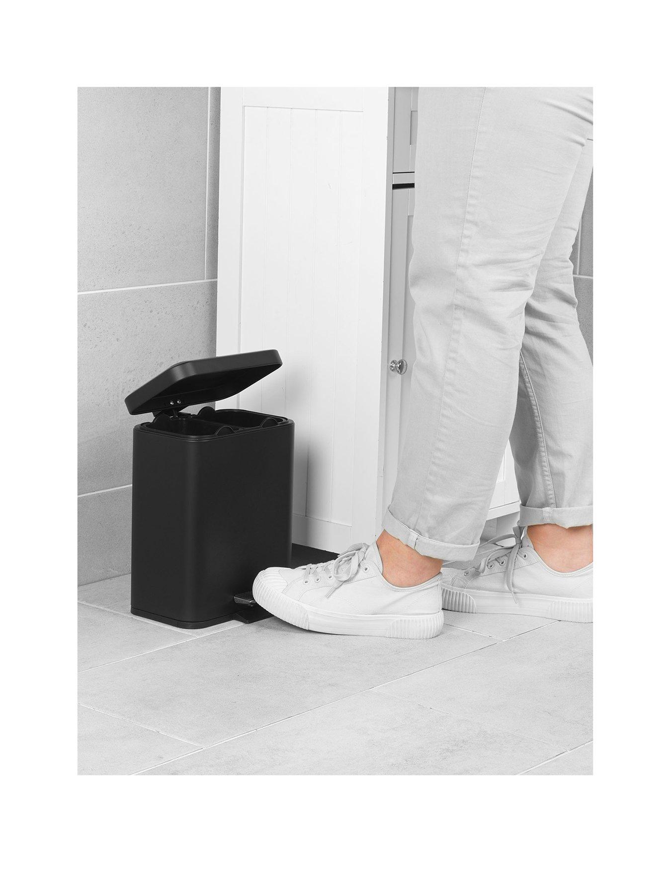 Image 1 of 4 of Beldray <p>5-Litre Dual Compartment Bin - Black</p>
