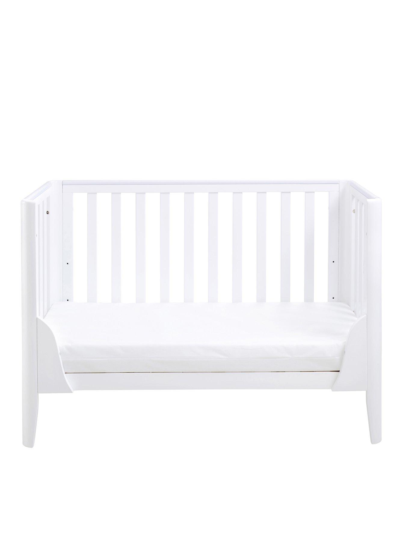 Image 6 of 8 of Babymore Iris Cot Bed - White