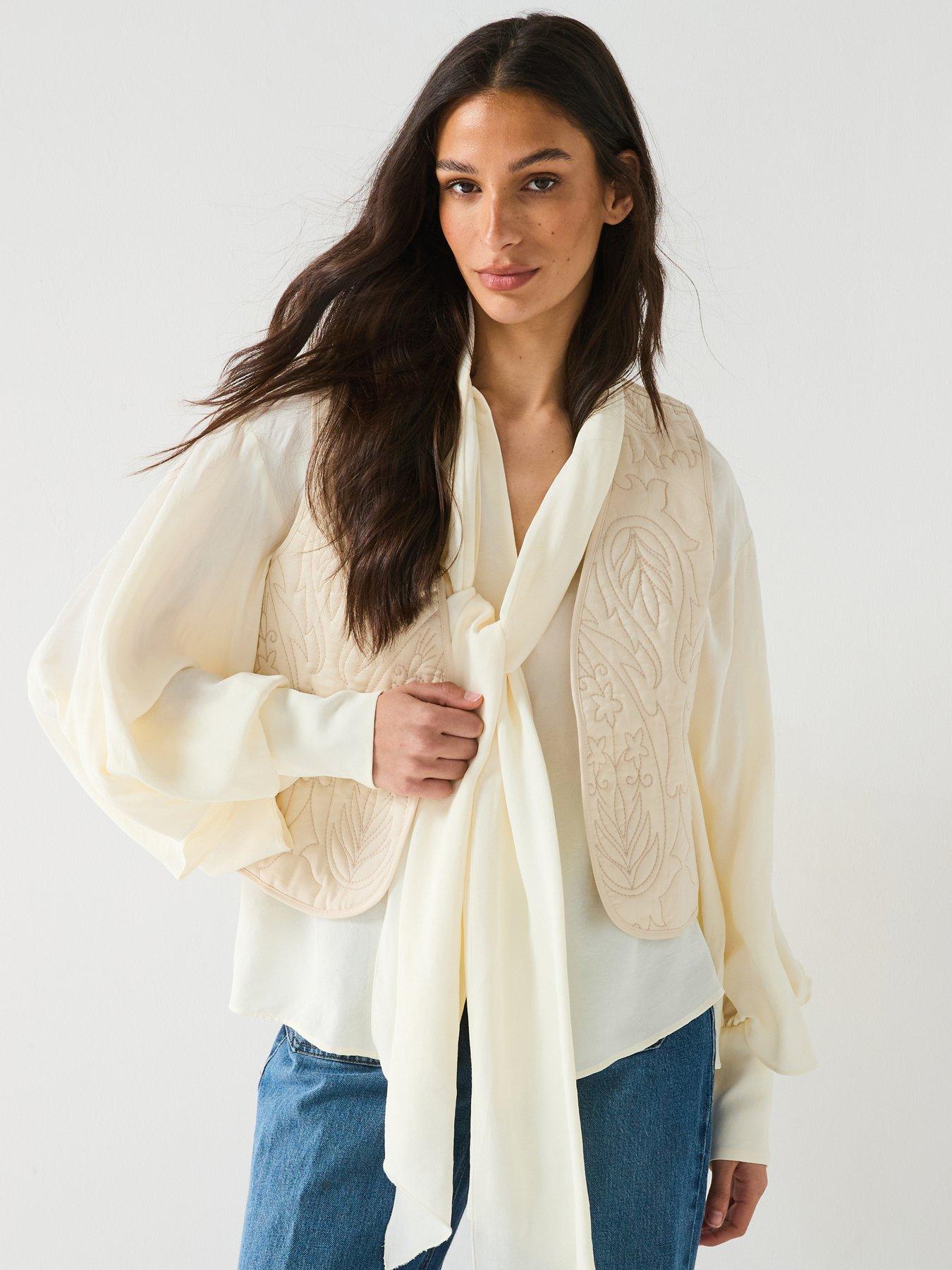 jdy-quilted-waistcoat-cream