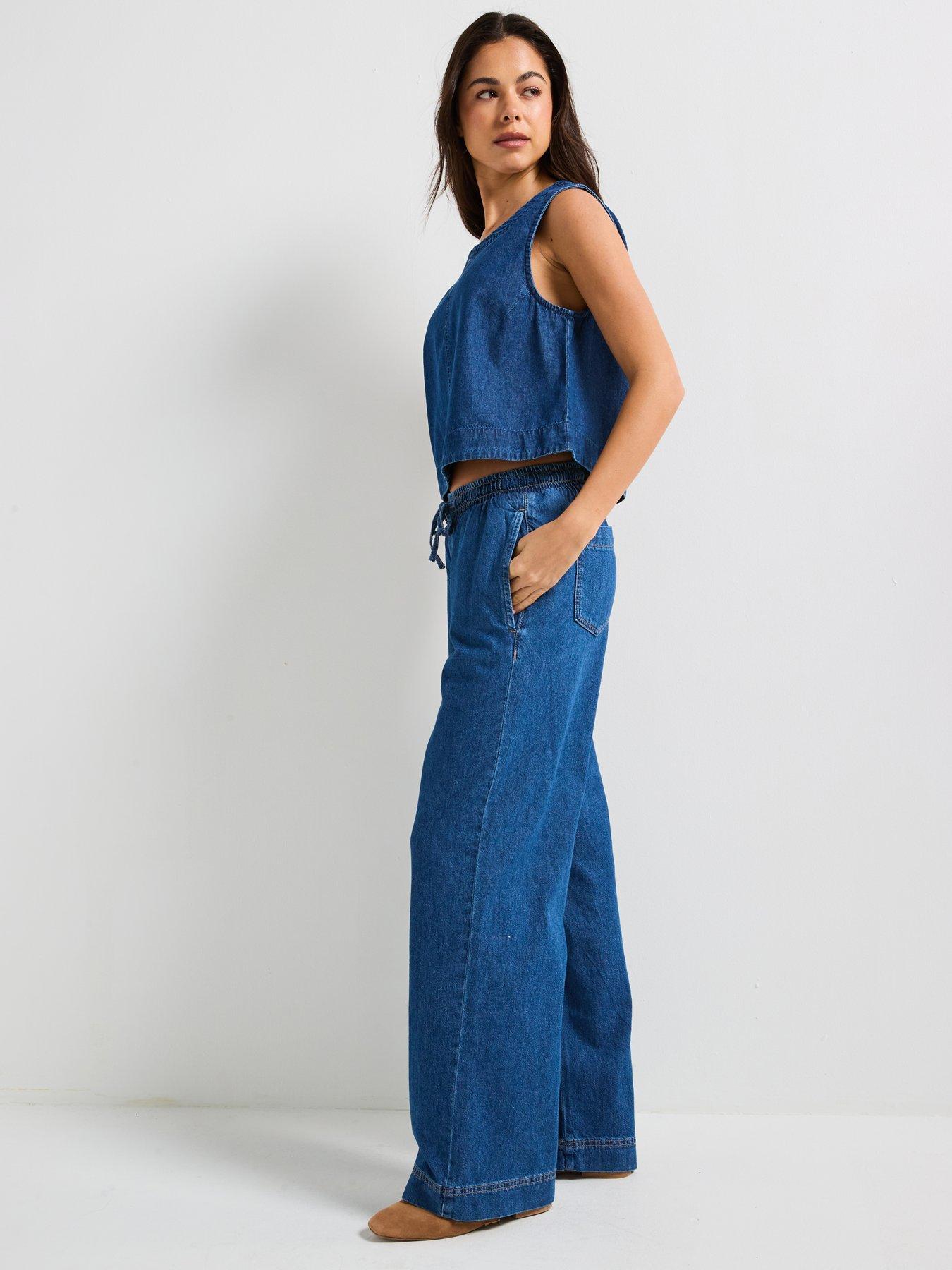pieces-round-neck-denim-top-bluedetail