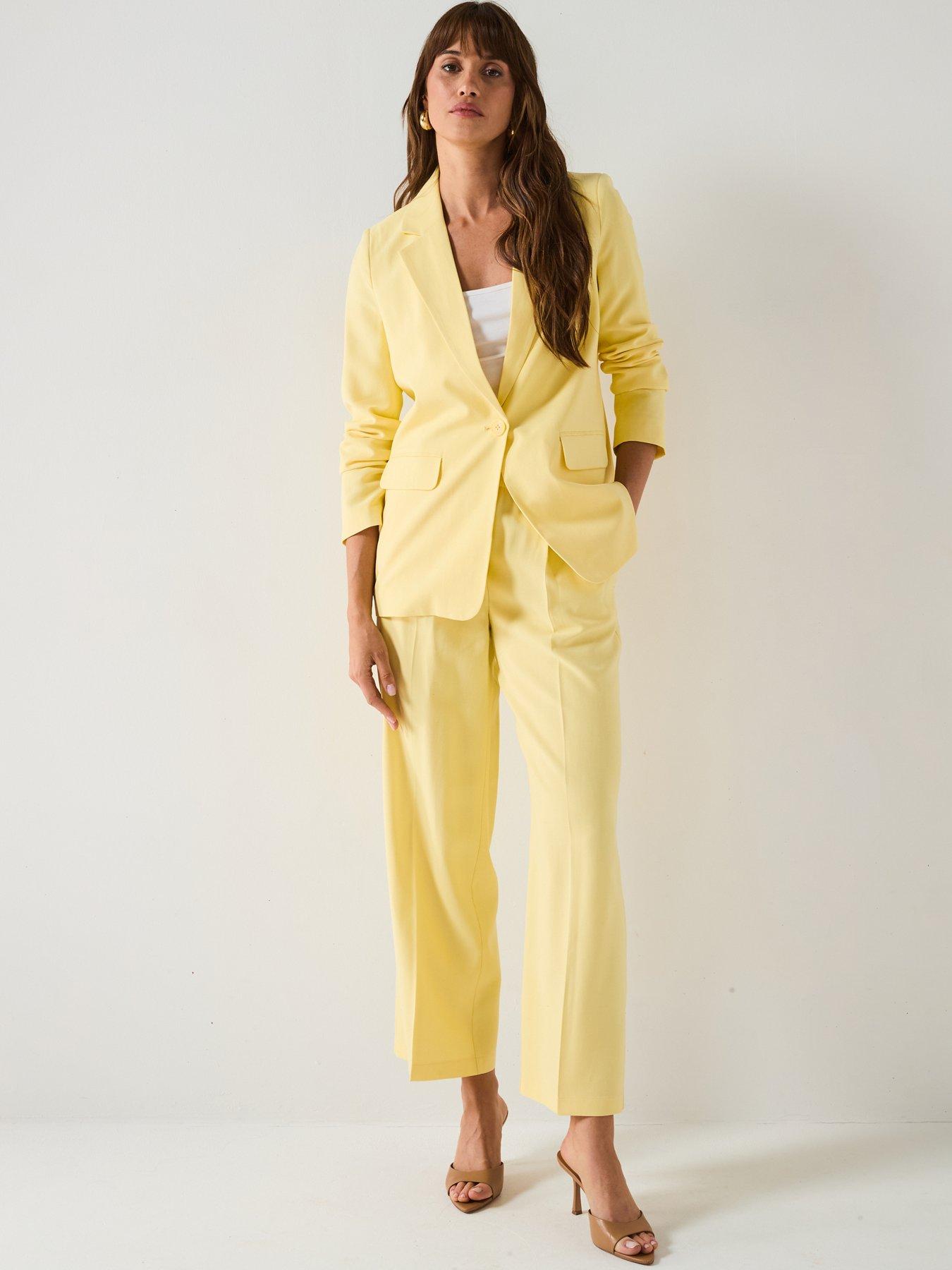 Image 3 of 6 of Vero Moda Loose Fit Blazer - Yellow