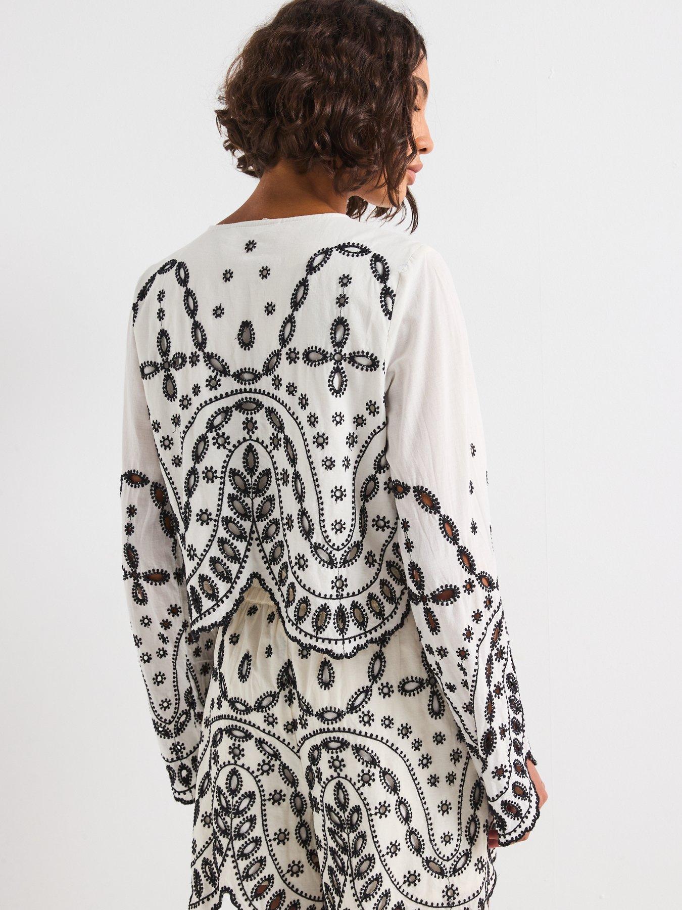 rouge-broderie-tie-front-top-whiteblackstillFront