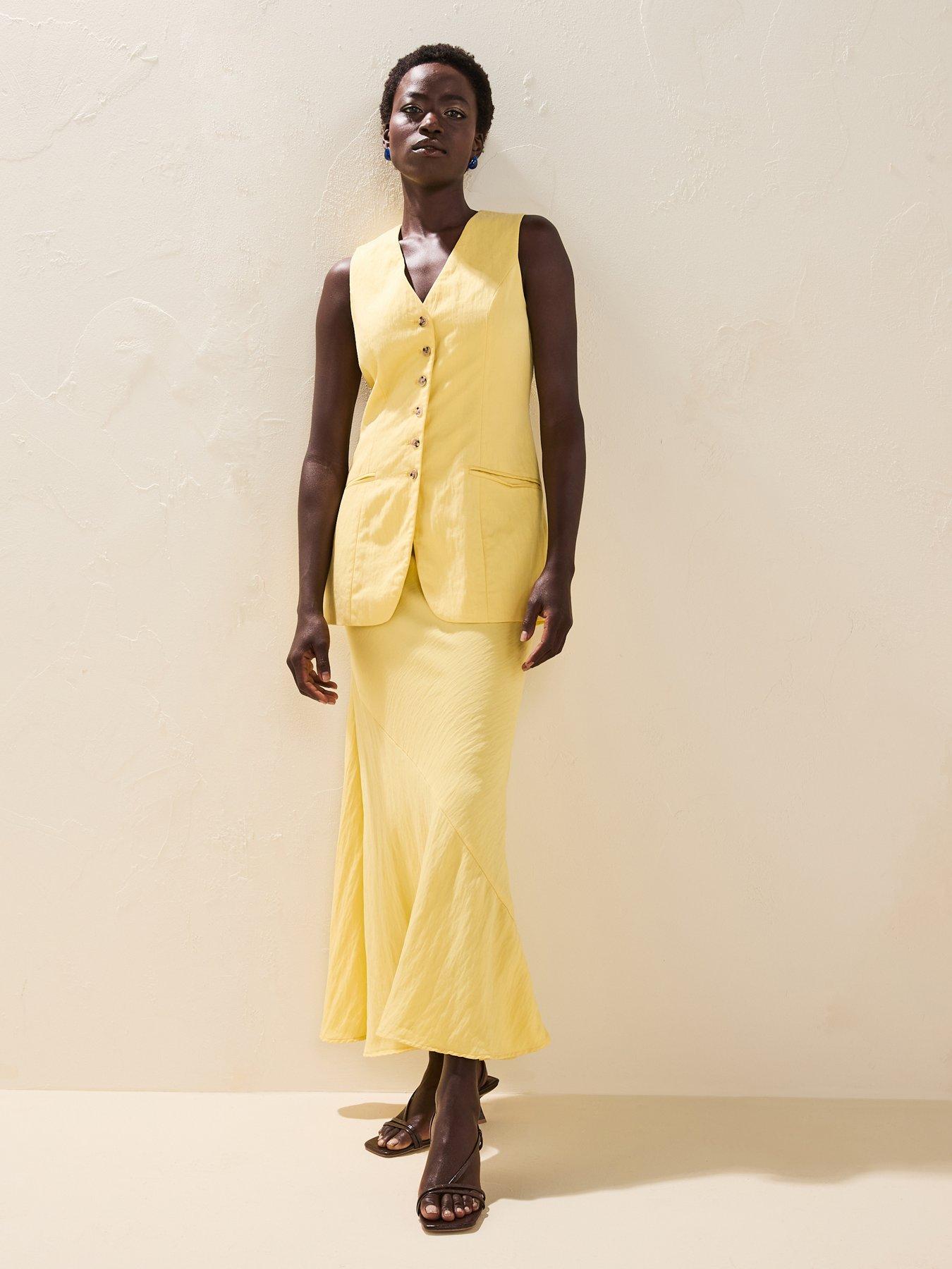 Image 3 of 6 of Rouge Tailored Waistcoat - Yellow
