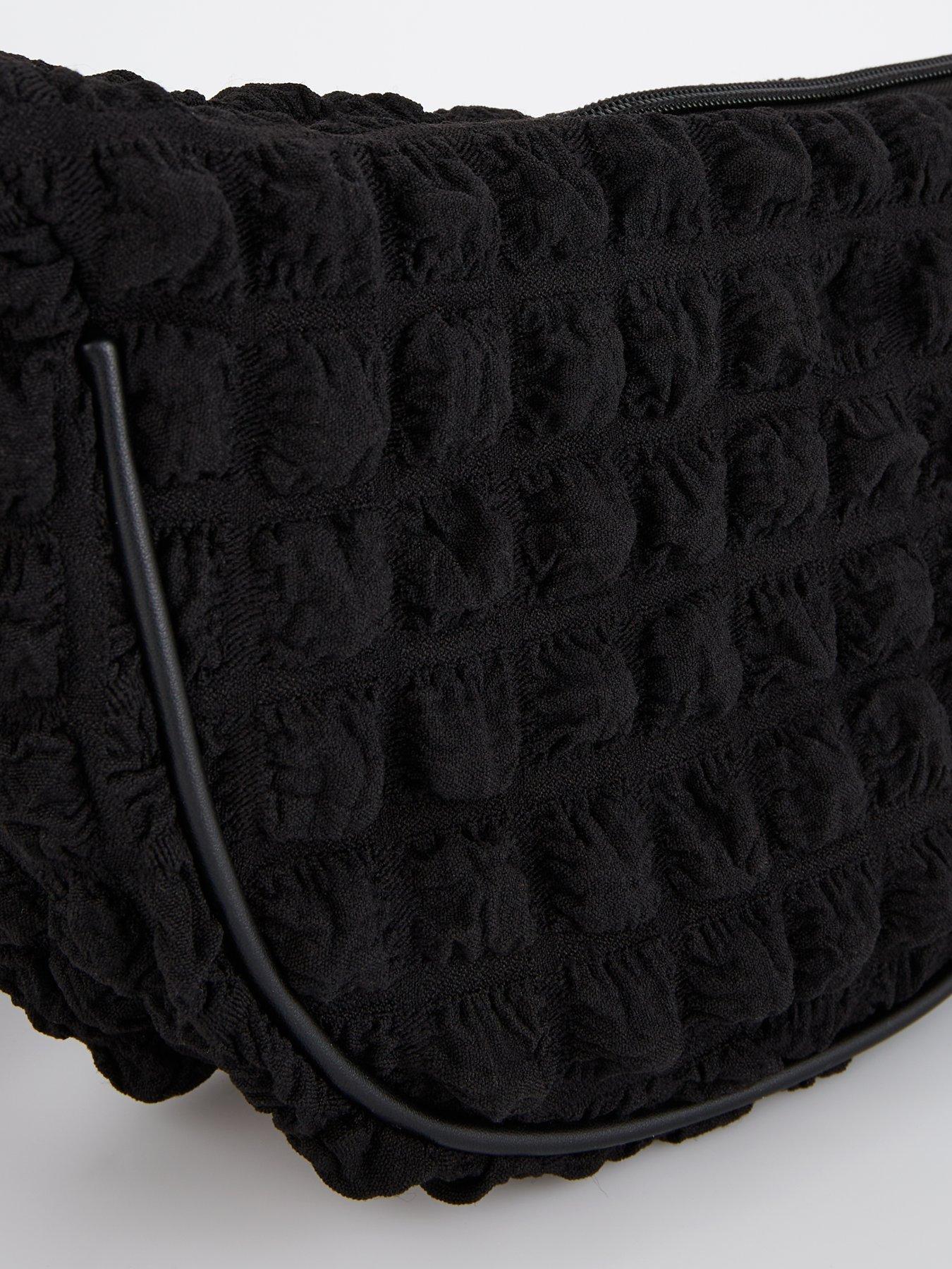 Image 3 of 4 of PIECES Waffle Bumbag - Black