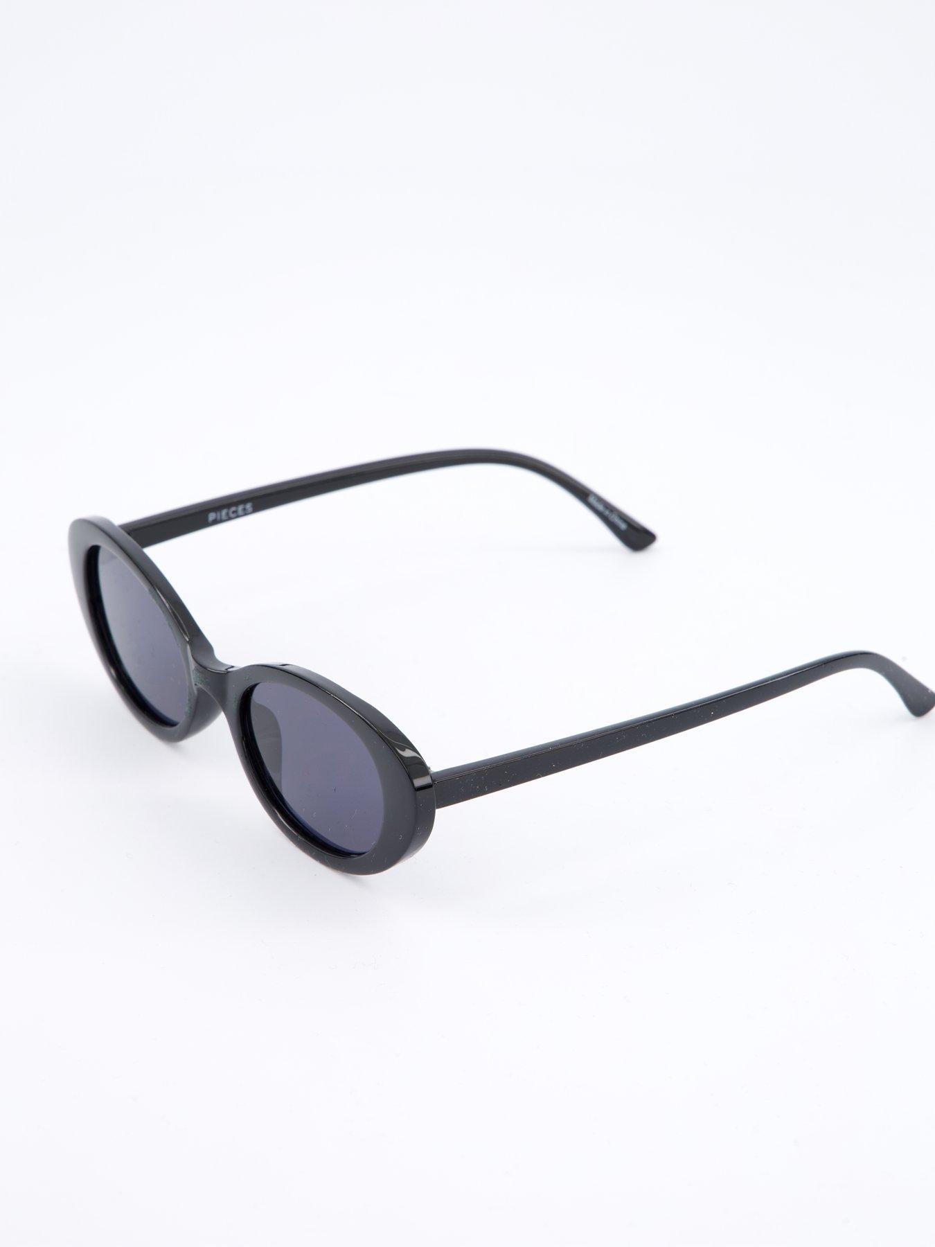 pieces-boxy-sunglasses-multioutfit