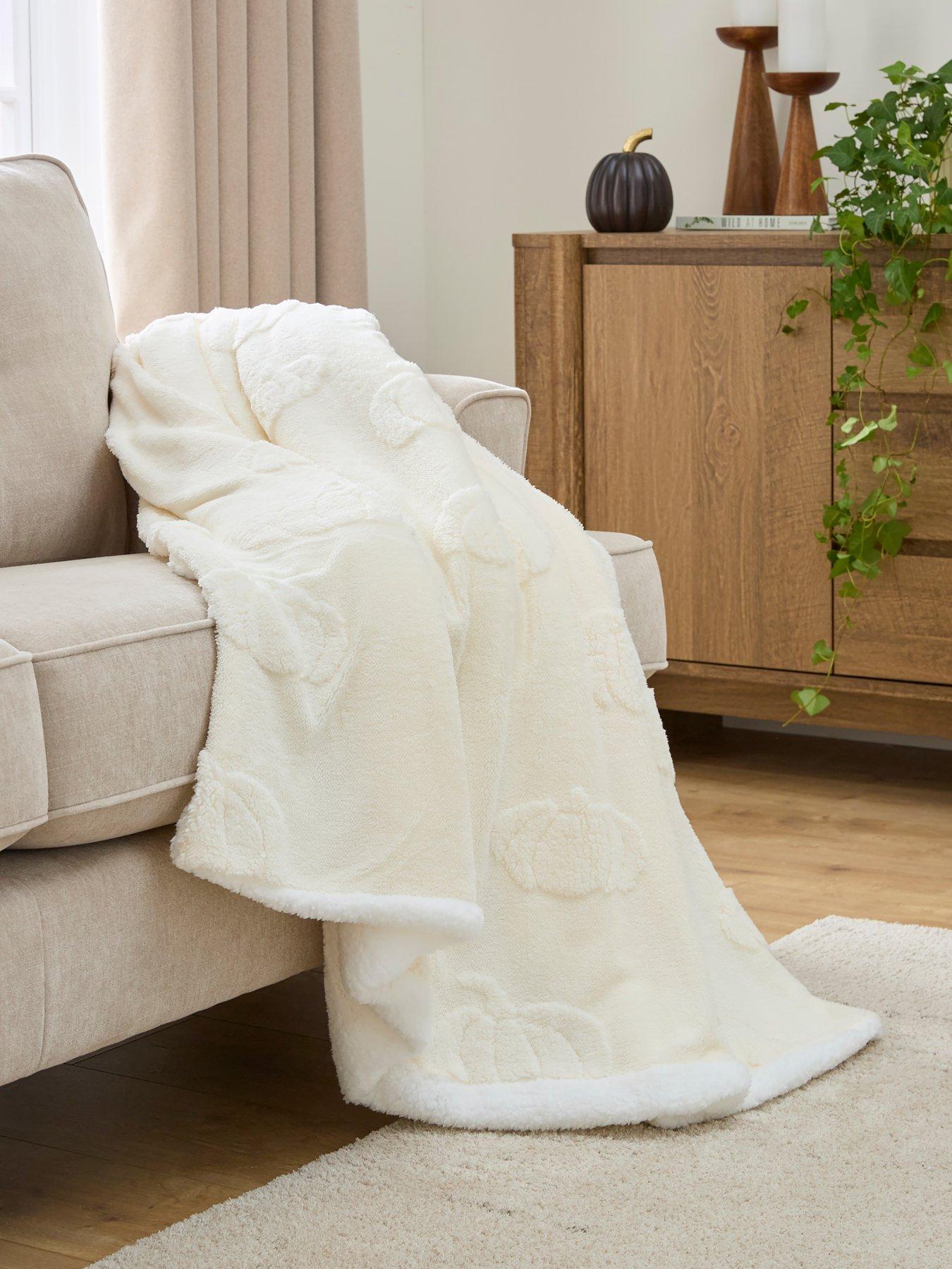 The Very Collection Pumpkin Fleece Throw 150x200cm