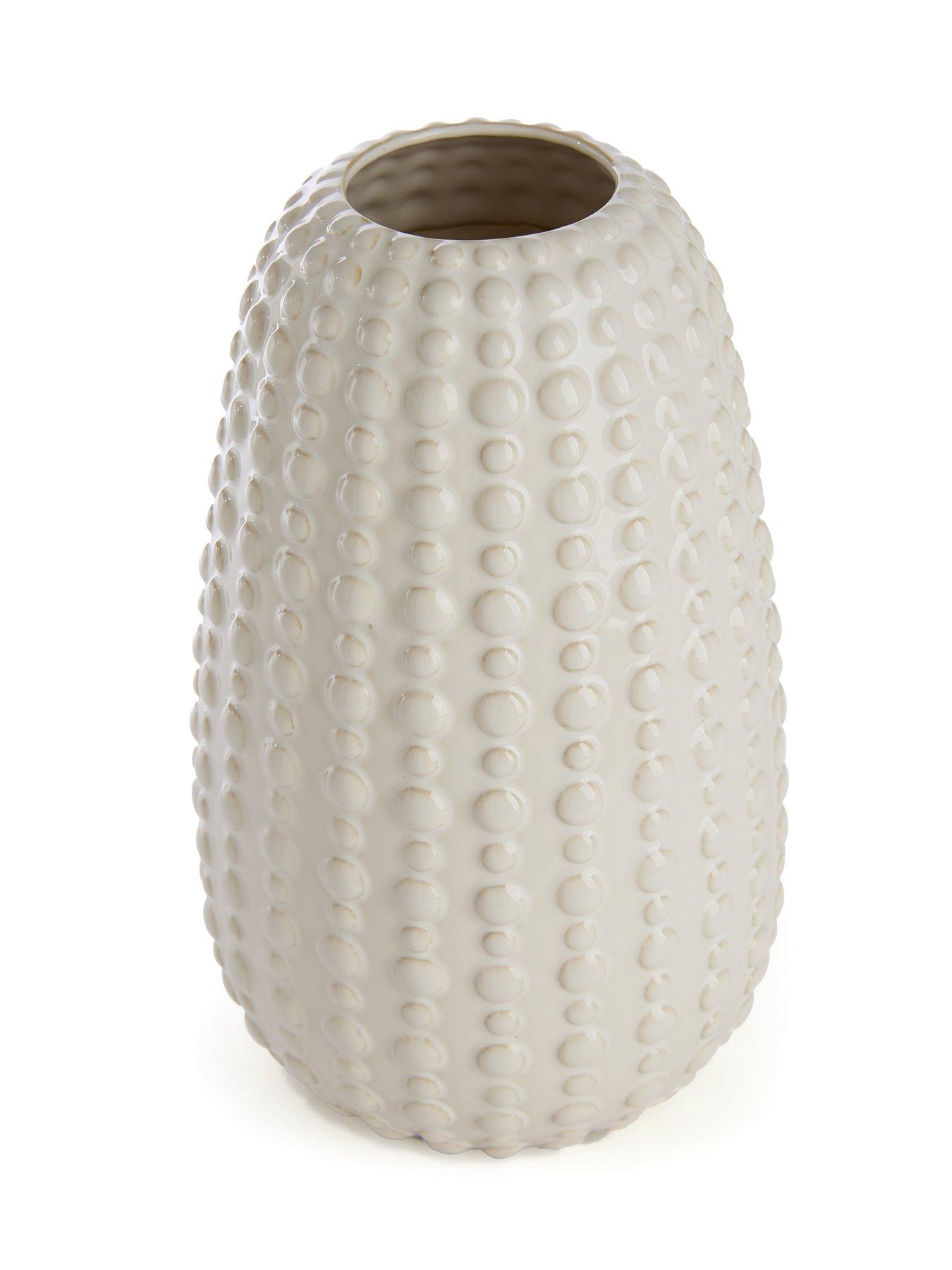 the-very-collection-casa-dot-vaseback