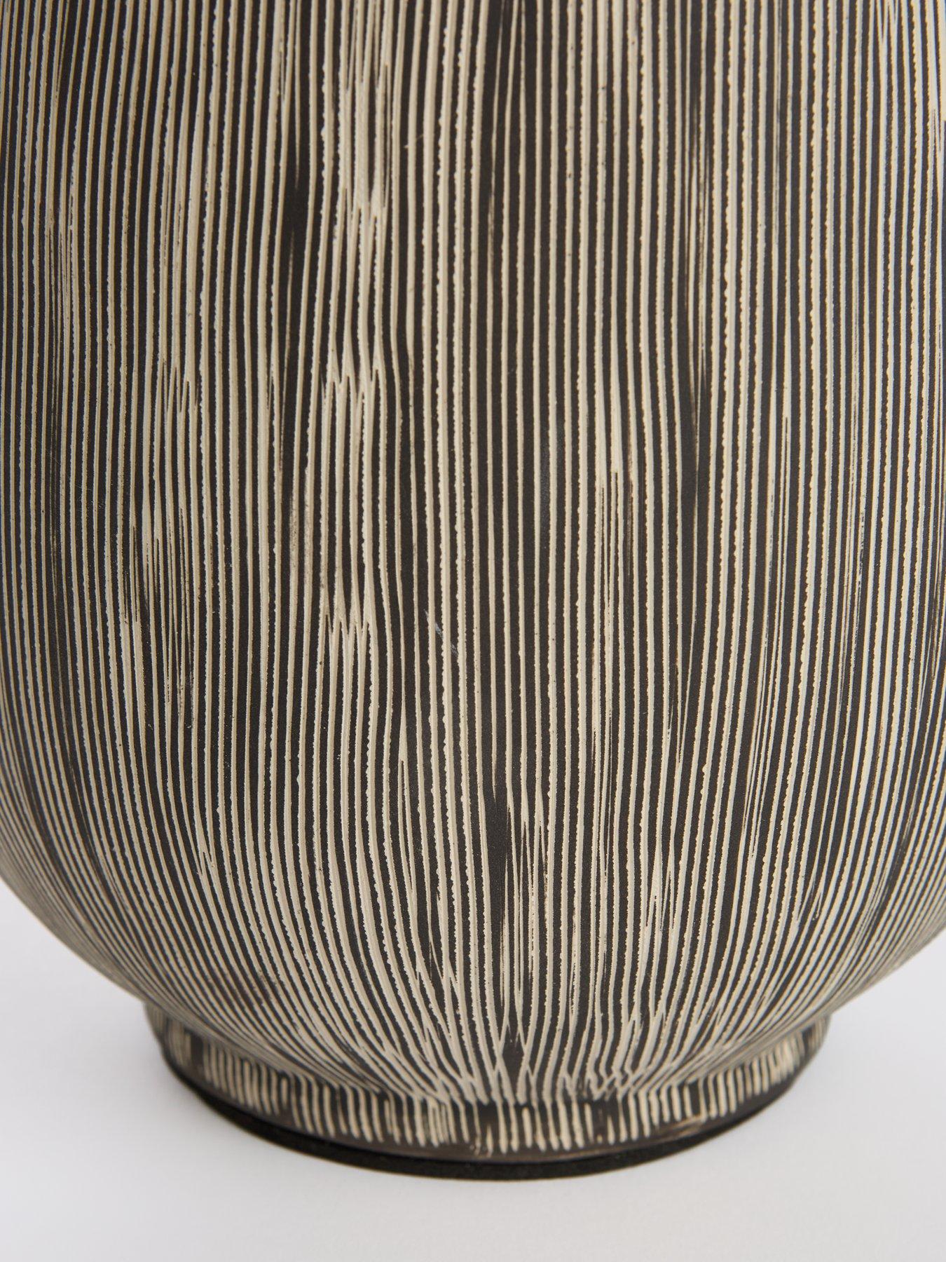Image 6 of 6 of The Very Collection Scratch Vase