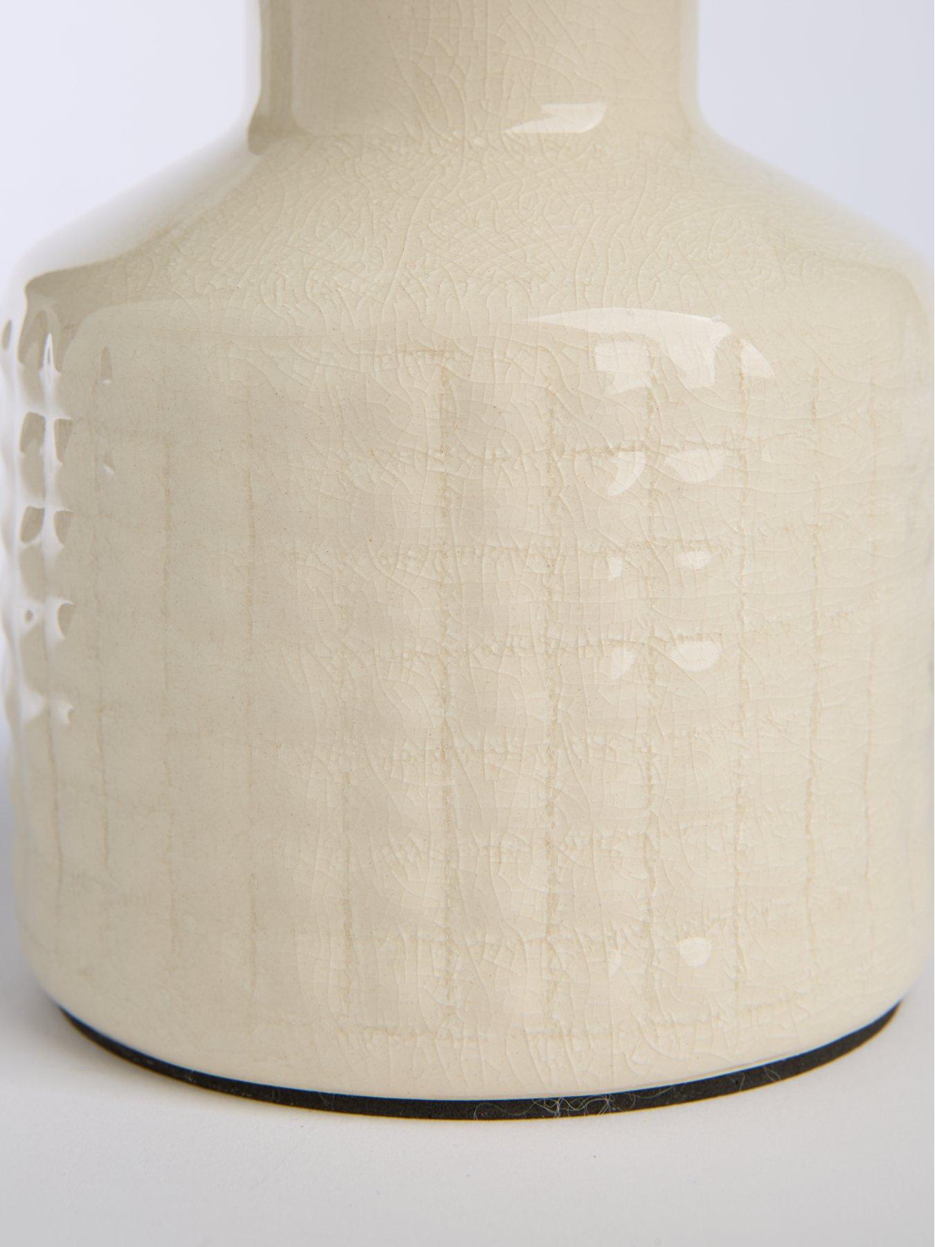 the-very-collection-cream-set-of-2-ceramic-table-lampsoutfit