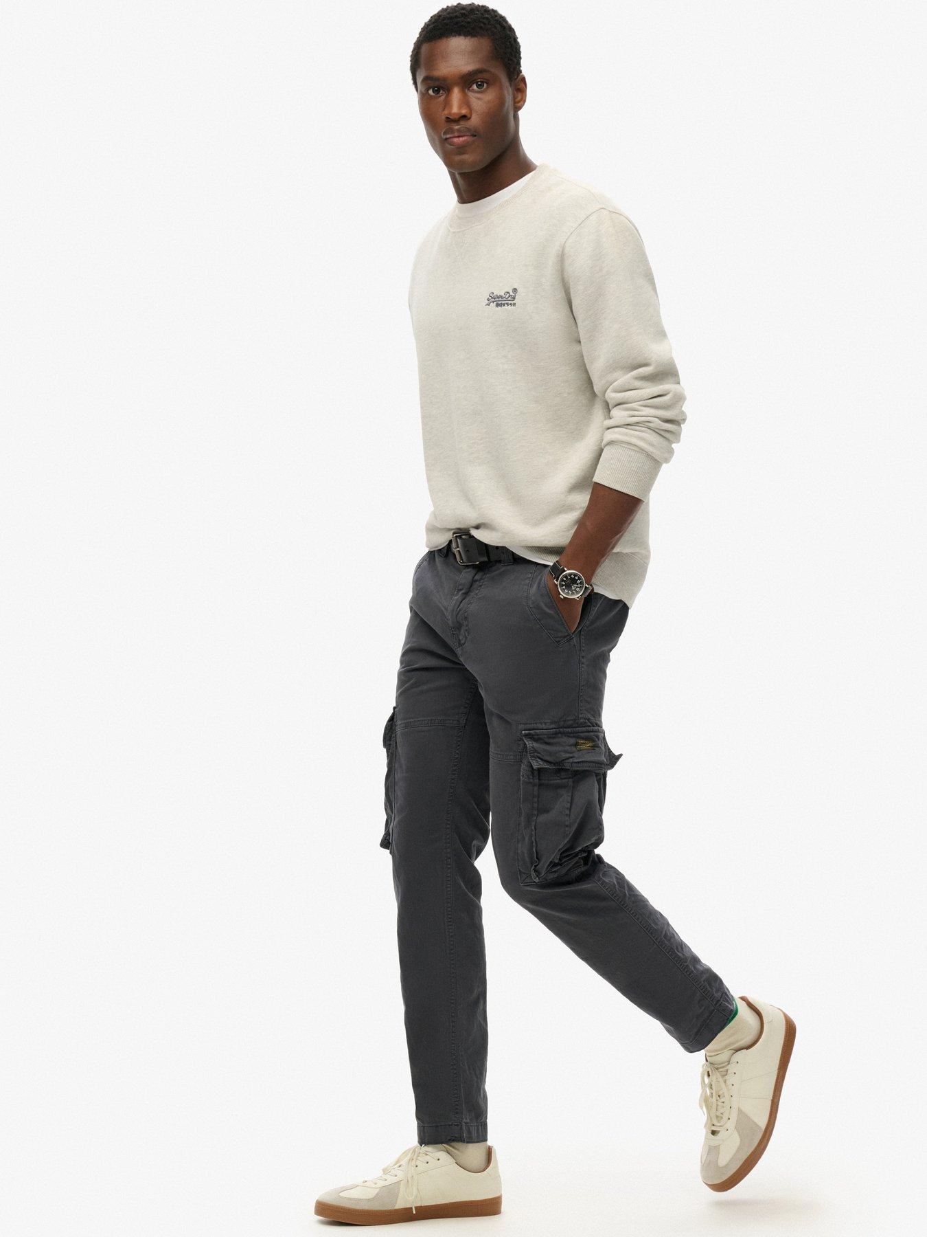 superdry-core-cargo-trousers-blackoutfit