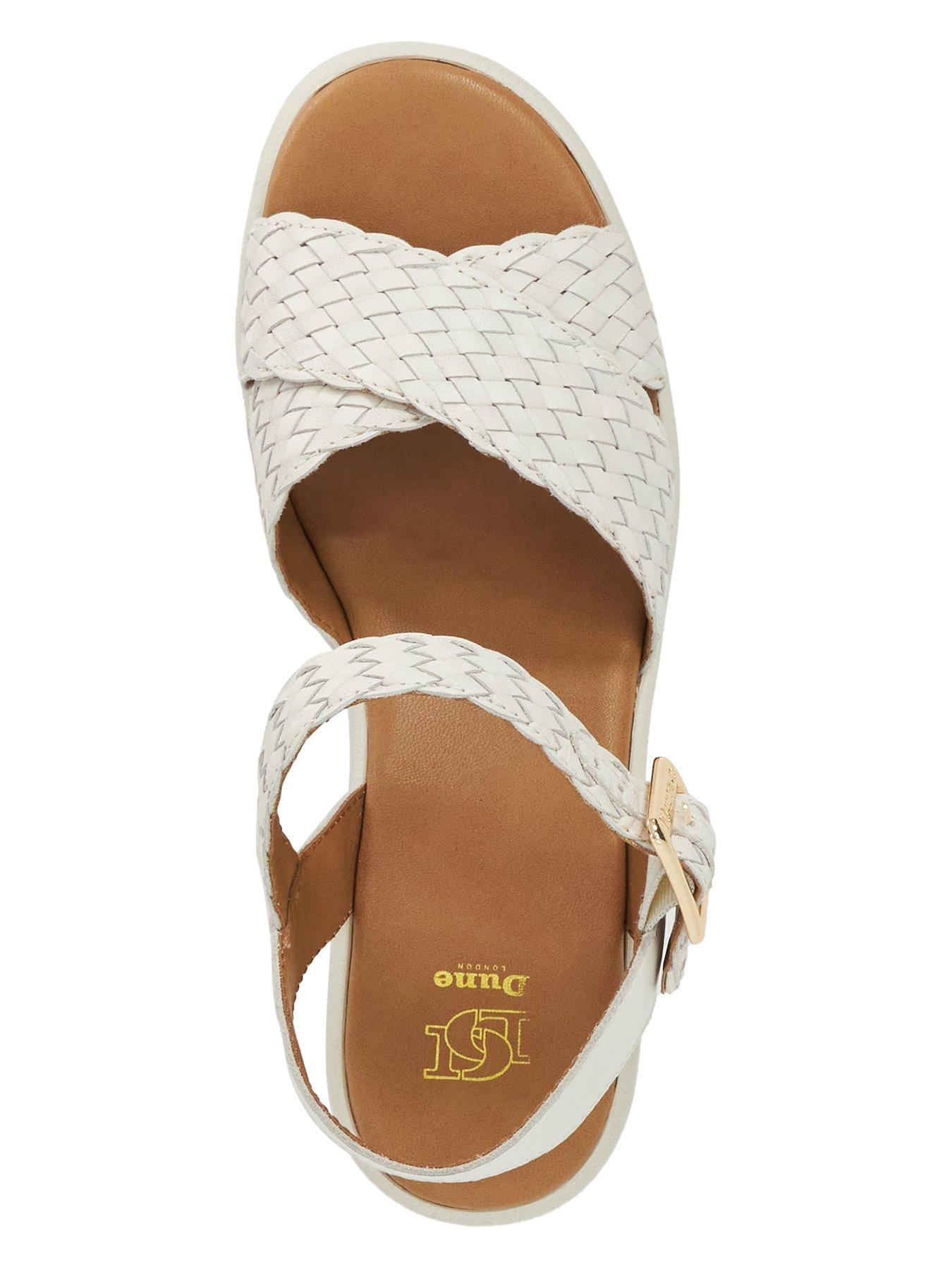 dune-london-kinleys-leather-wedge-woven-sandals-ecruoutfit