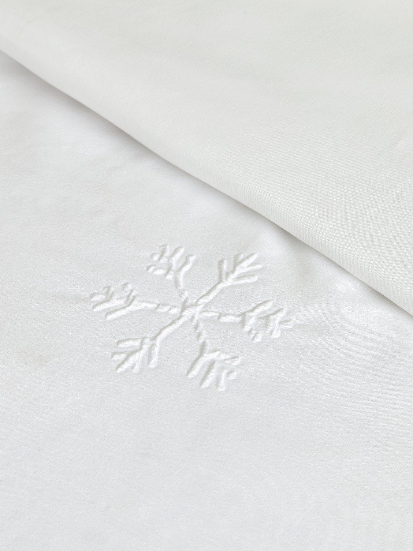 very-home-snowflake-embossed-duvet-covernbspsetoutfit