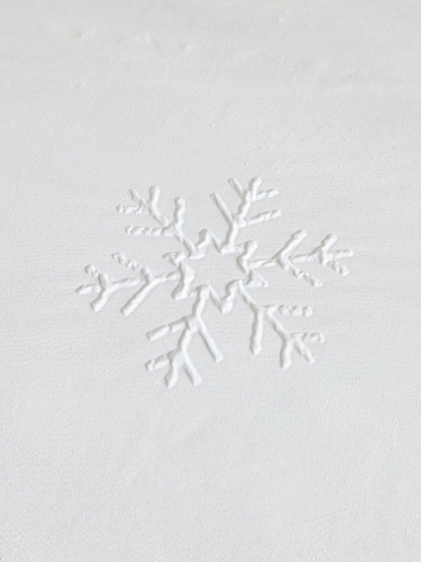 very-home-snowflake-embossed-duvet-covernbspsetdetail
