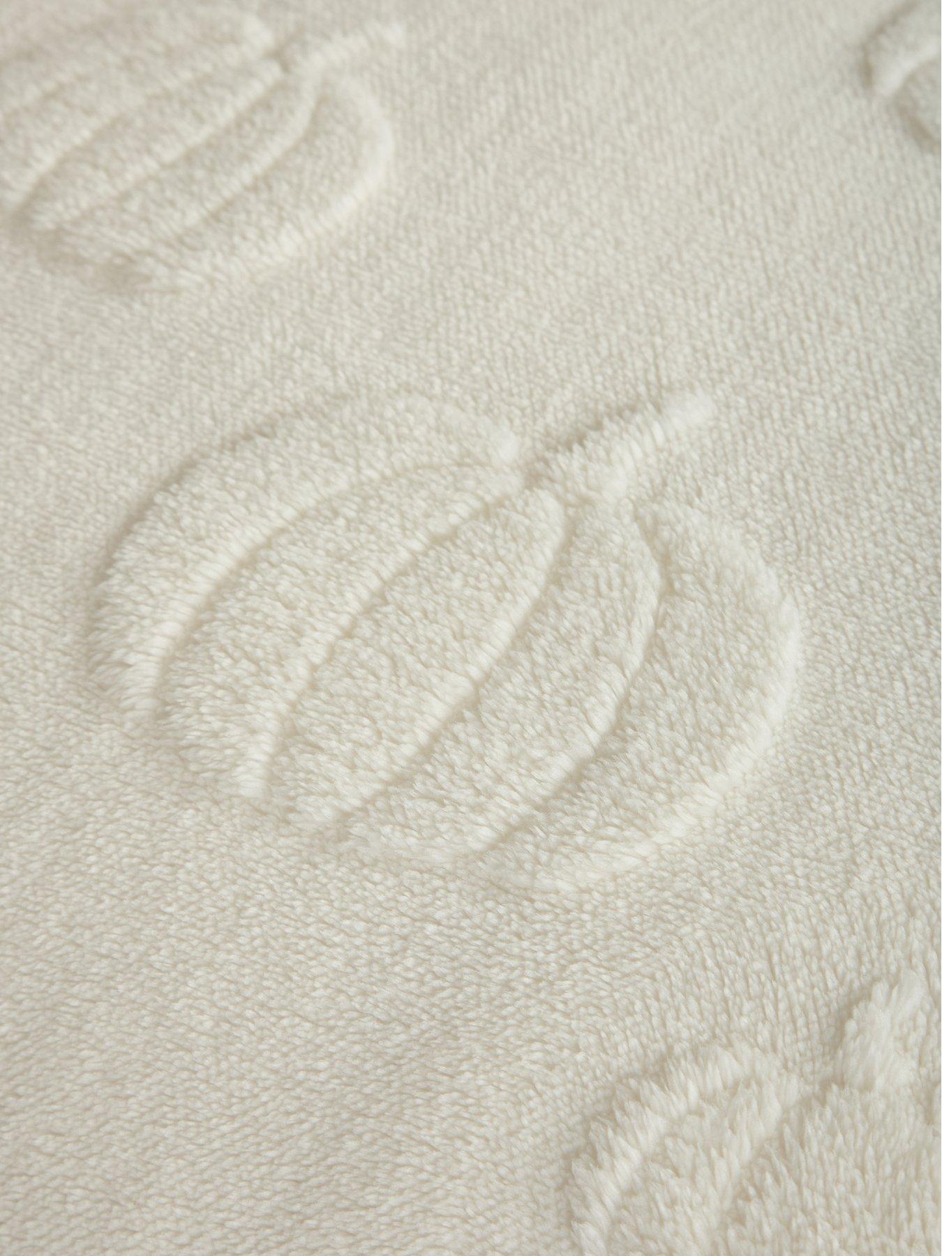 Image 4 of 5 of The Very Collection Pumpkin Fleece Duvet Cover&nbsp;Set