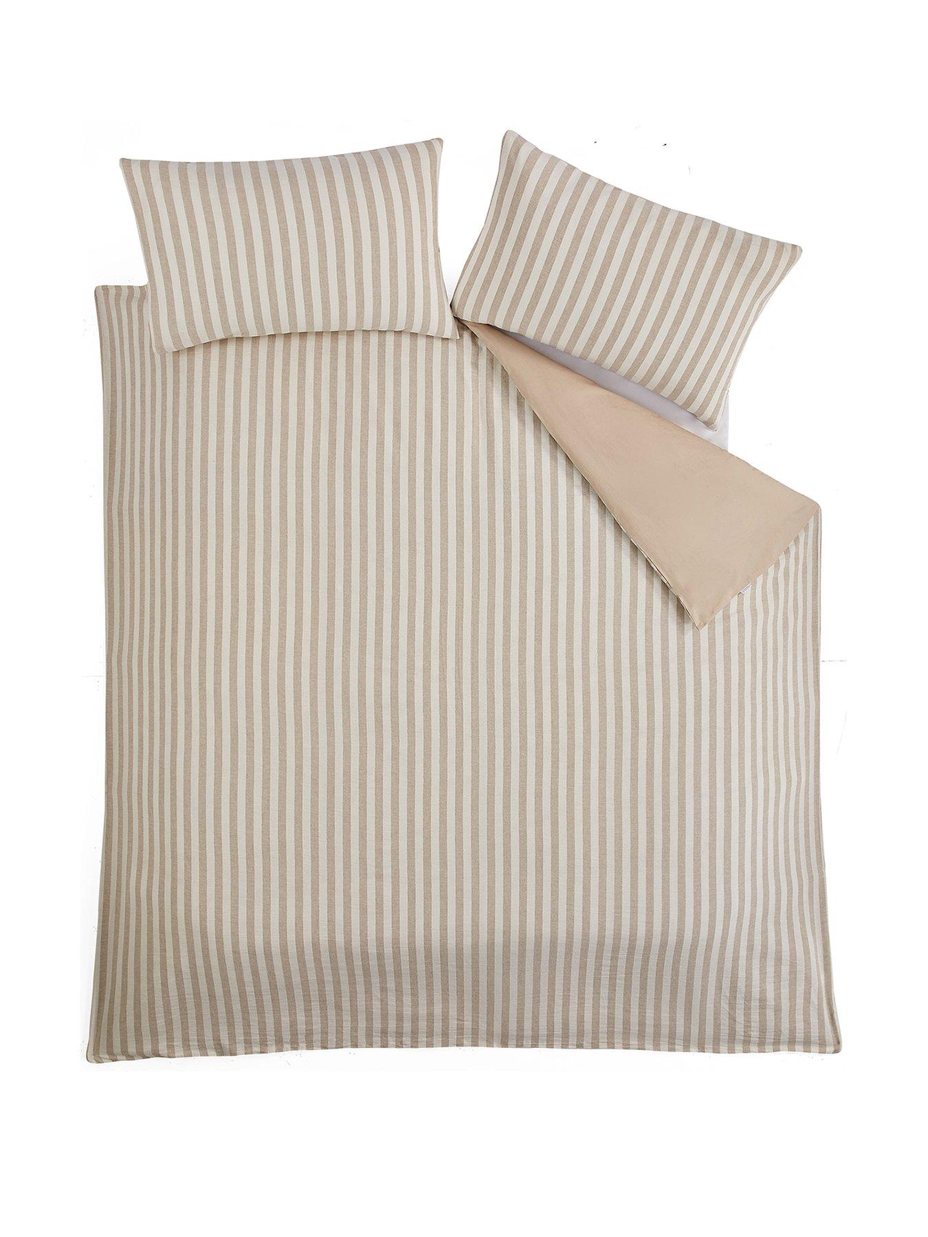 michelle-keegan-home-relaxed-linen-mix-stripe-duvet-covernbspsetstillFront
