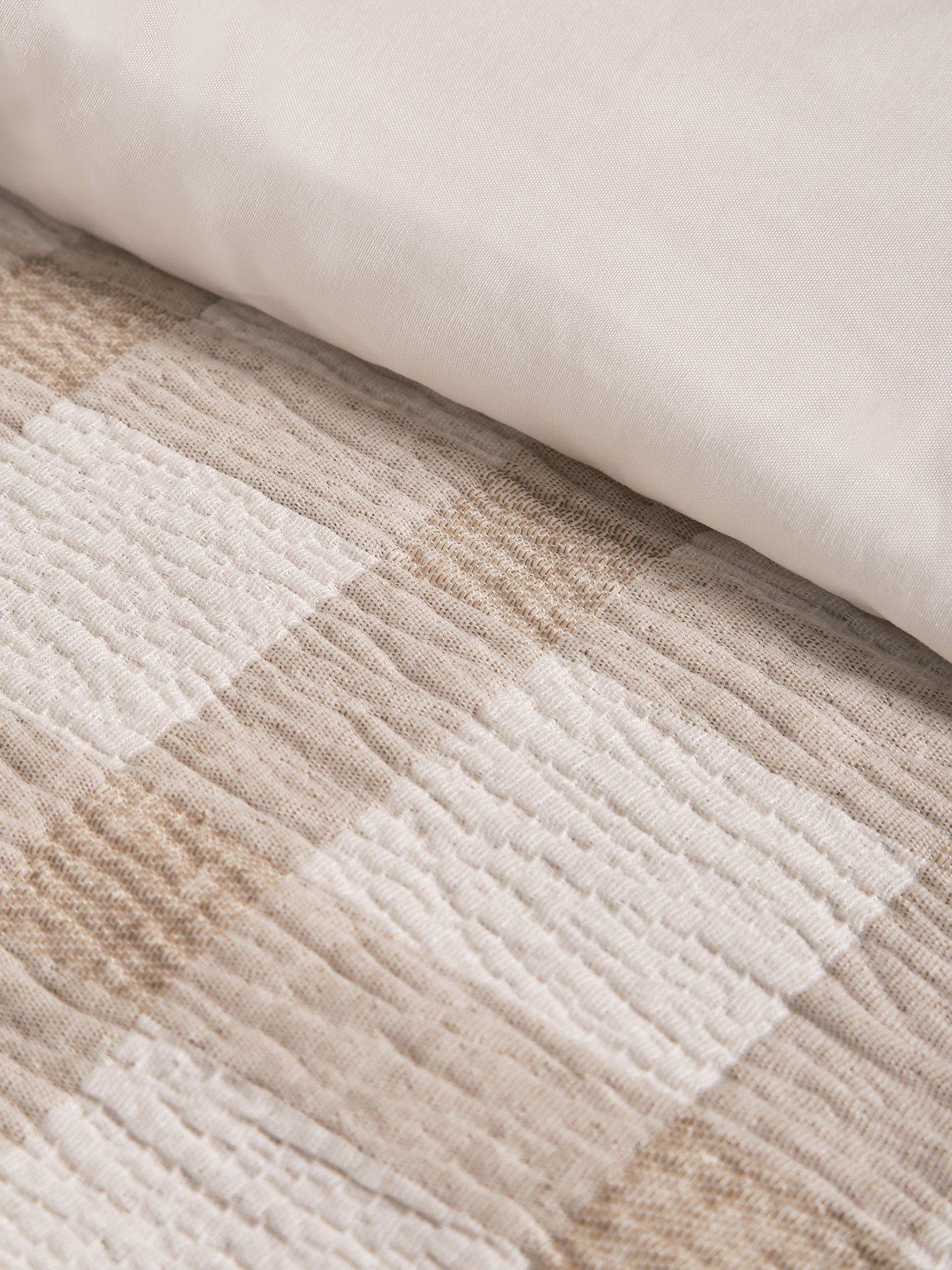 Image 5 of 5 of The Very Collection Seersucker Check Duvet Set