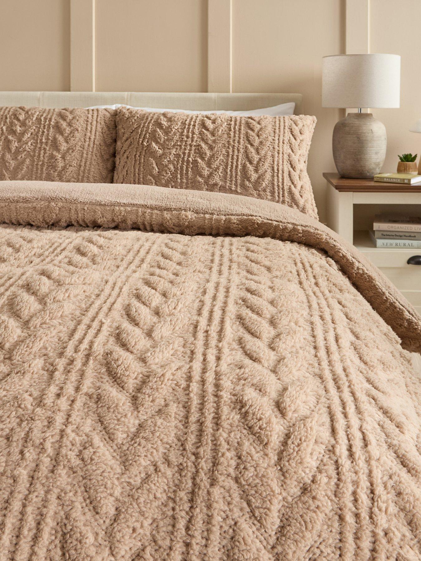 Image 3 of 5 of The Very Collection Cosy Cable Knit Fleece Duvet Cover Set
