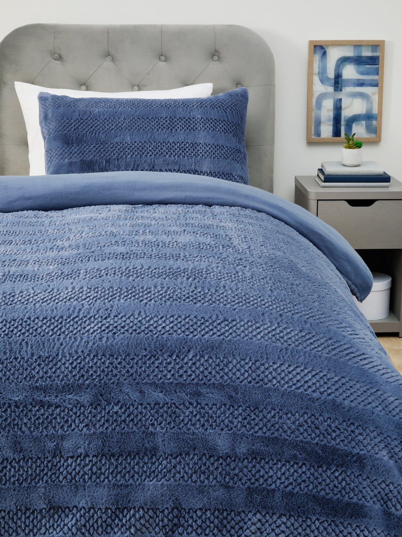 undefined Embossed Faux Fur Stripe Duvet Cover Set - Navy