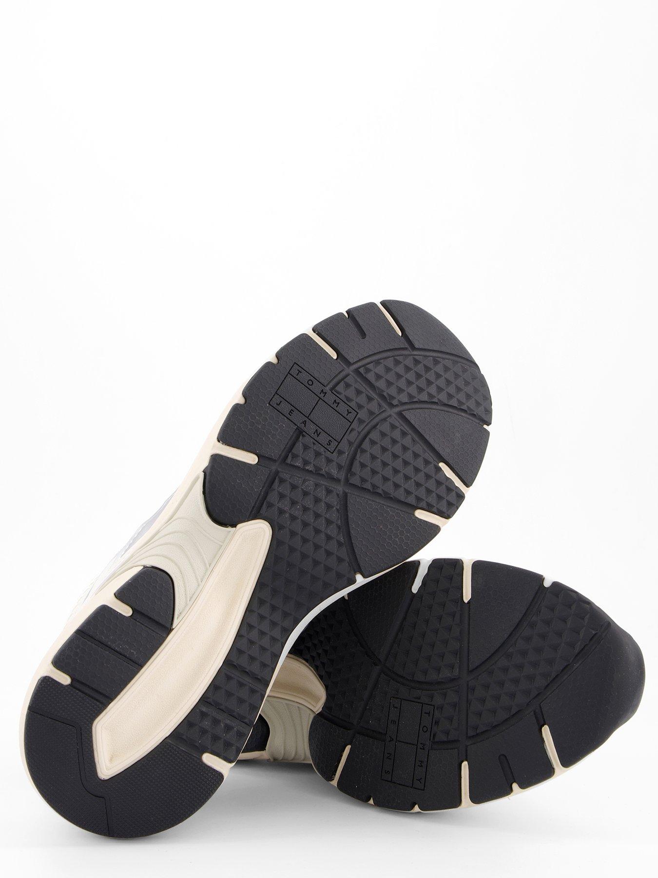 Image 4 of 7 of Tommy Jeans Archive 25 Sneakers - Ecru/Pale Amethyst