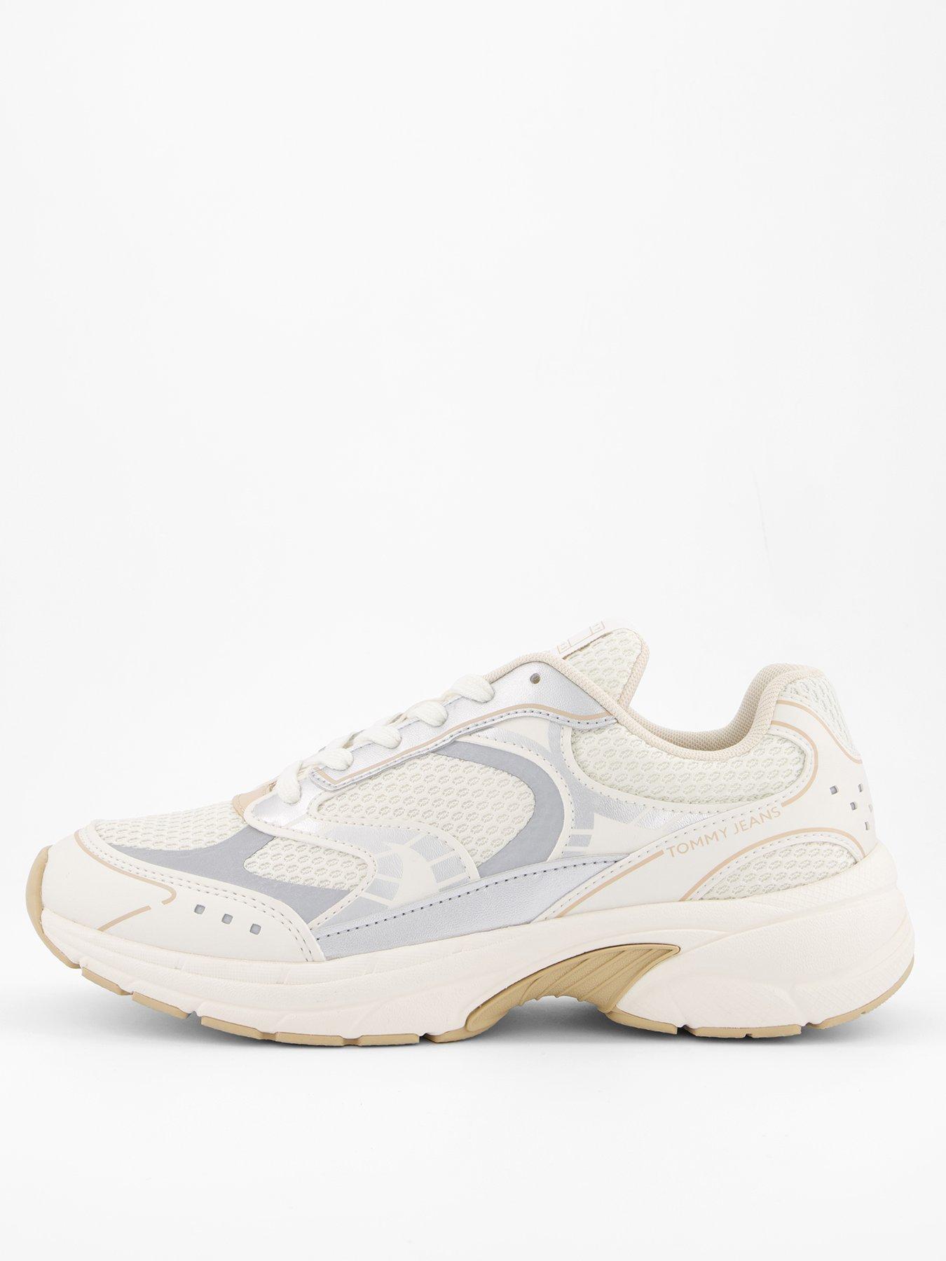 Image 1 of 7 of Tommy Jeans Archive 25 Sneakers - Ivory