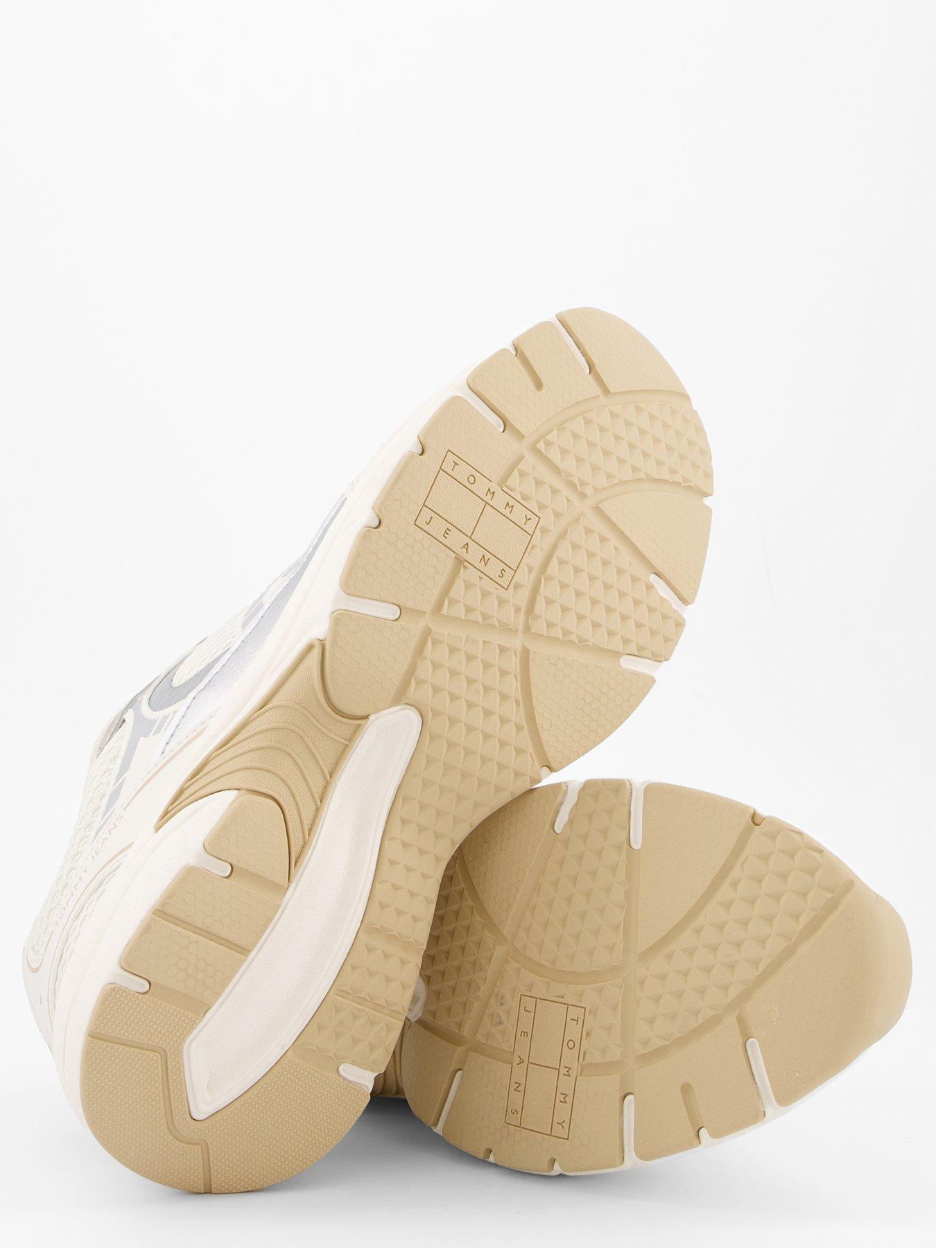 Image 4 of 7 of Tommy Jeans Archive 25 Sneakers - Ivory