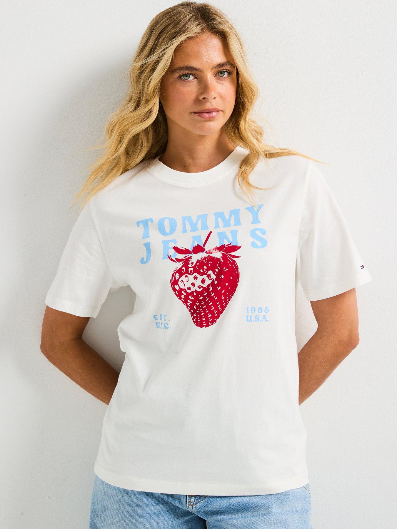 tommy-jeans-relaxed-fit-strawberry-tee-white