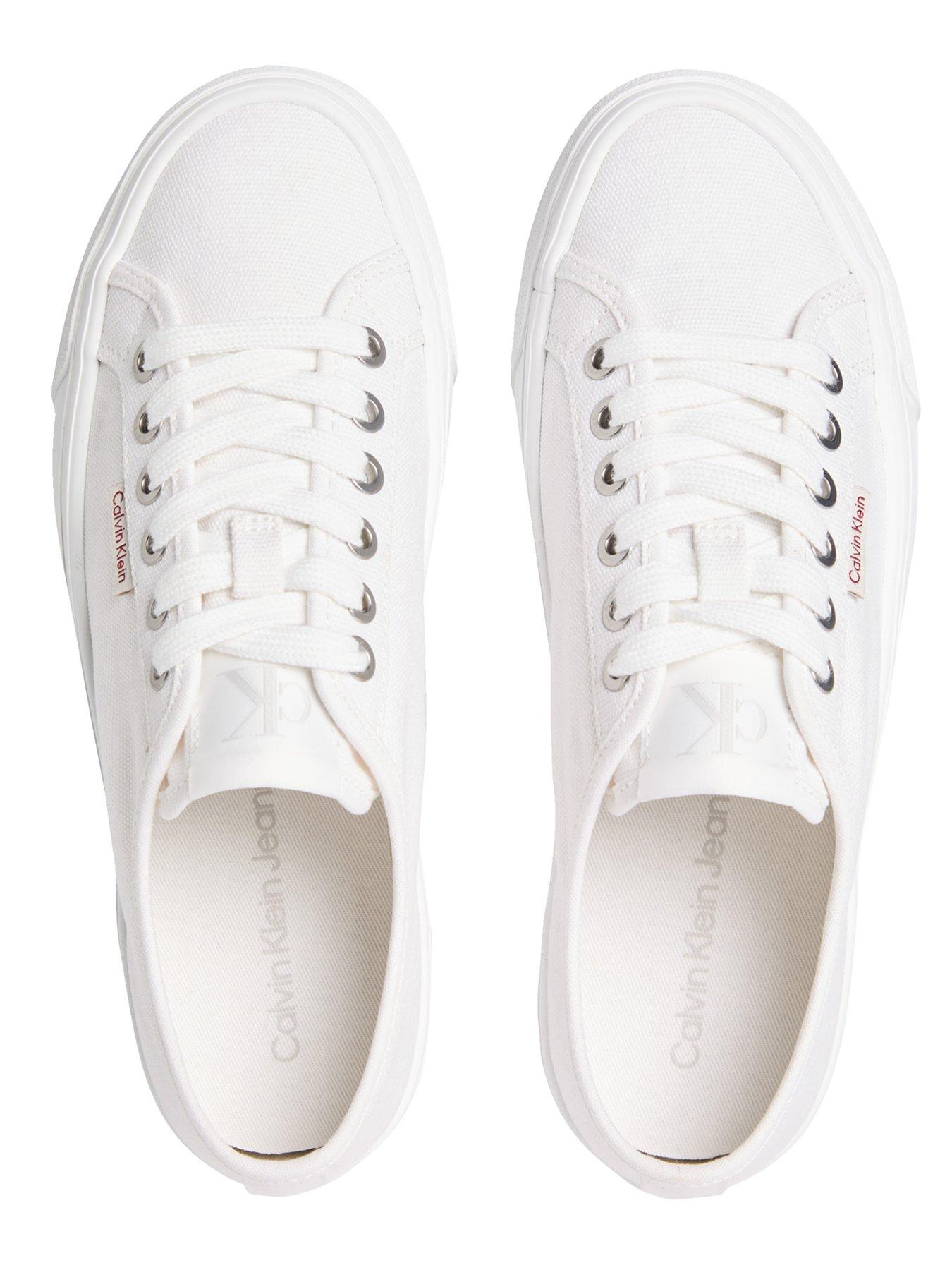calvin-klein-platform-ck-trainer-whiteoutfit