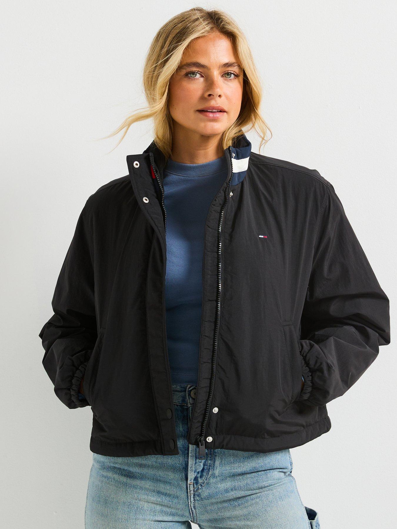 tommy-jeans-essential-padded-flag-jacket-blackfront