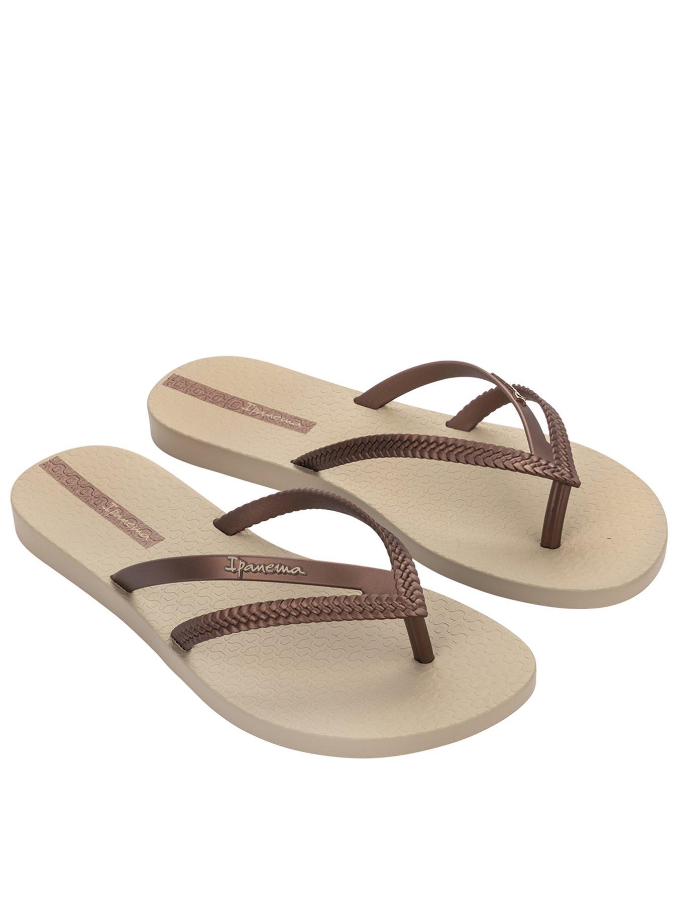 ipanema-bossa-toepast-sandal-beigefront