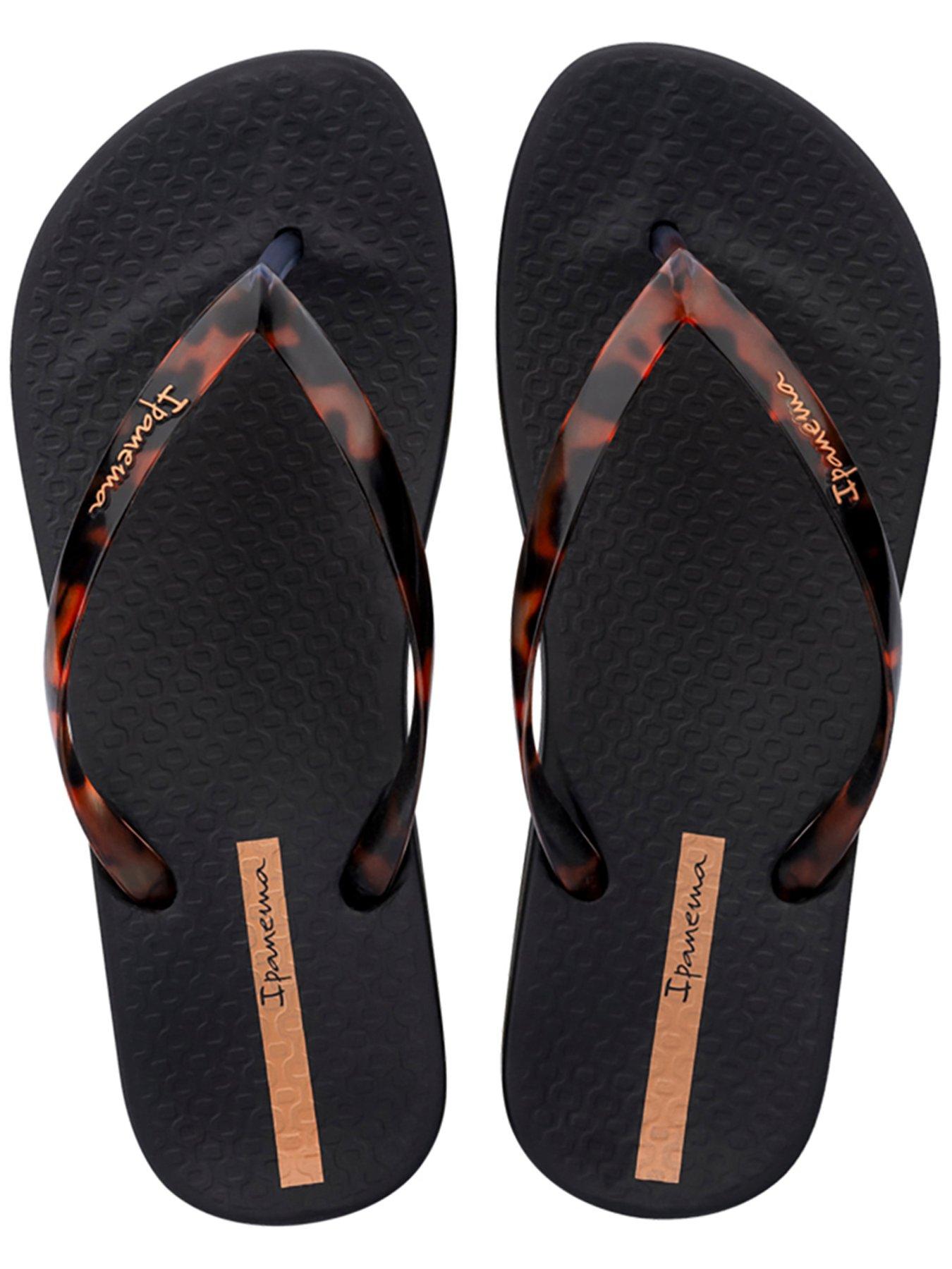 ipanema-tortoise-shell-print-flip-flop-blackoutfit