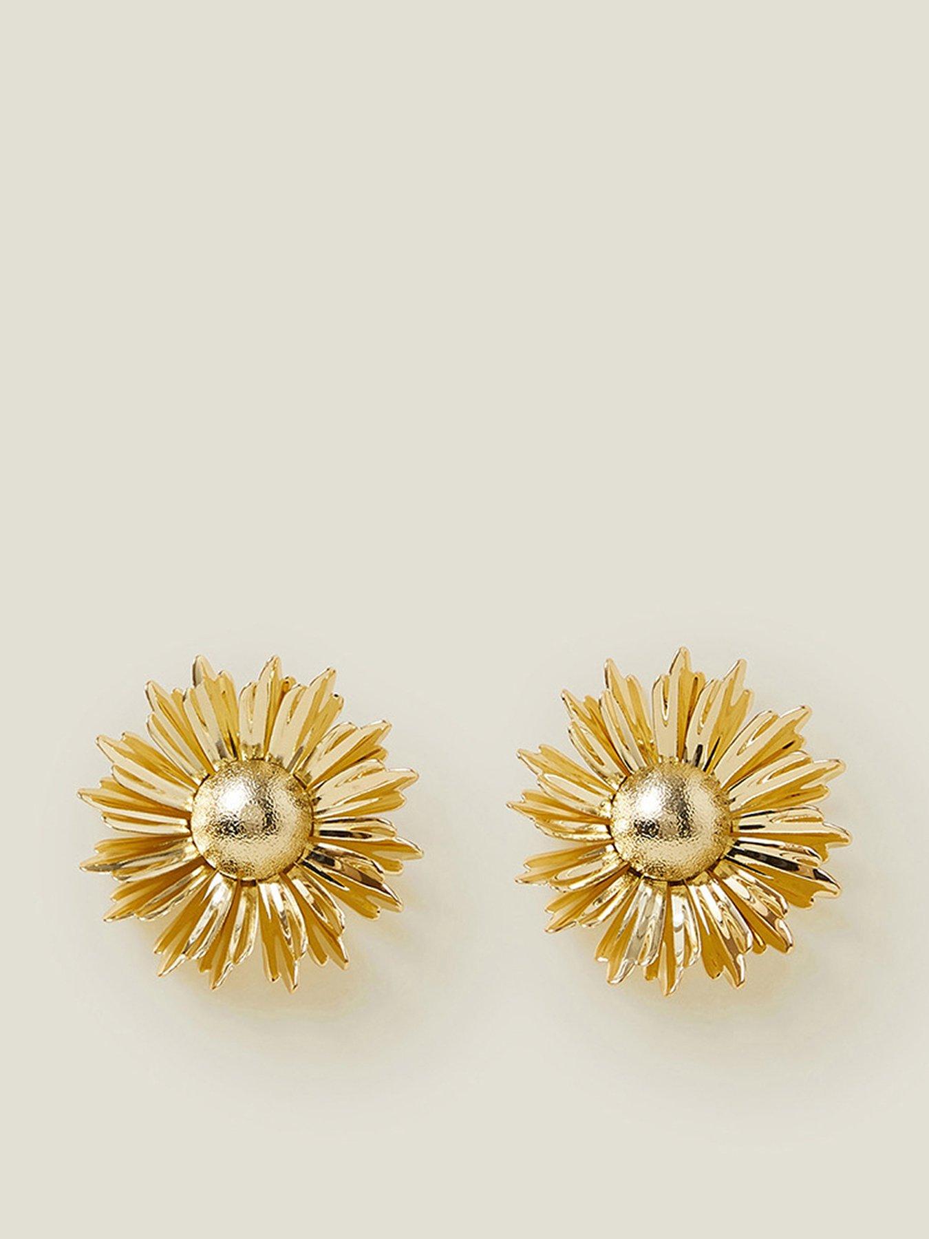 accessorize-sunflower-statement-stud-earring