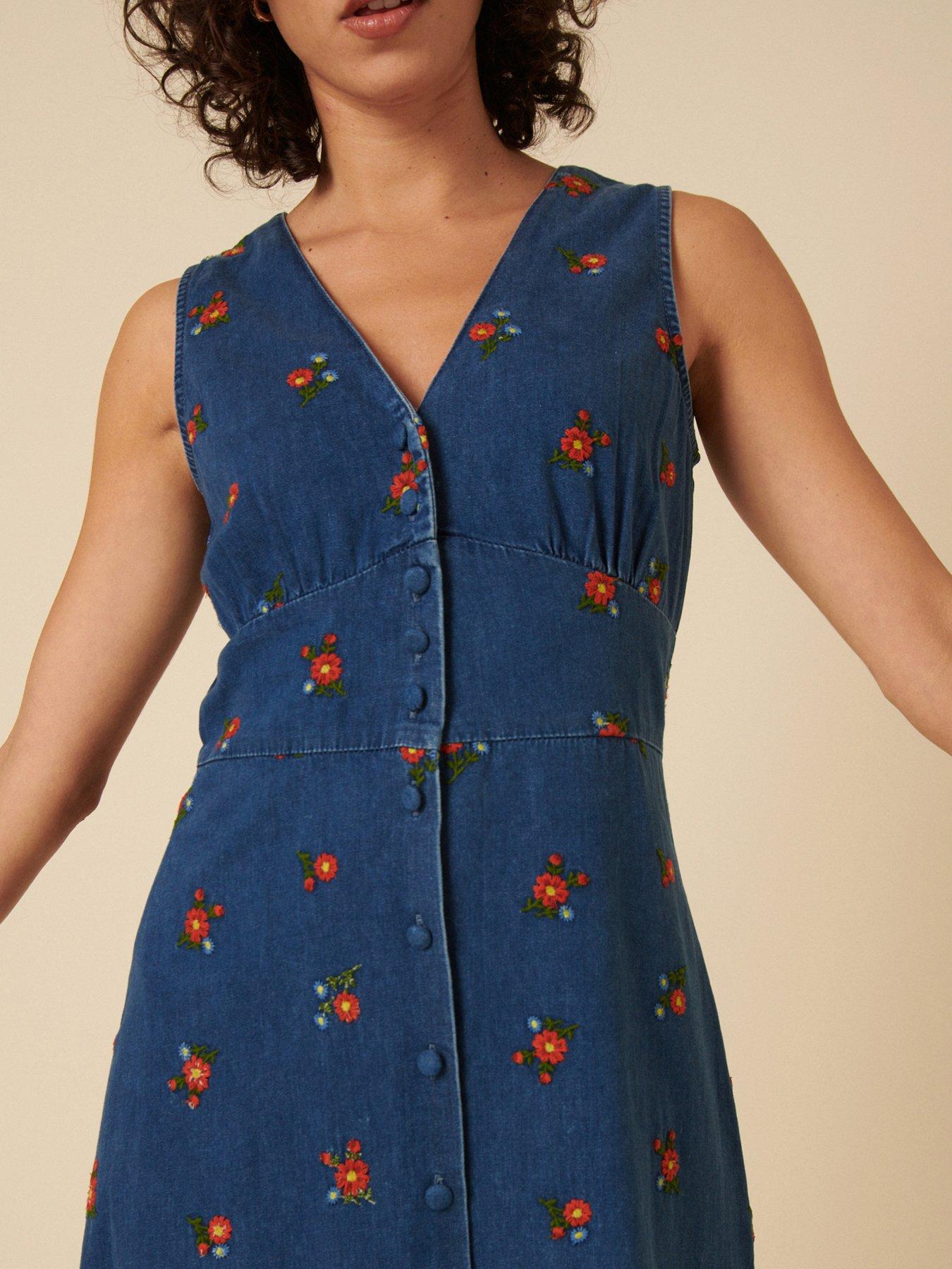 nobodys-child-embroidered-midi-dress-blueoutfit