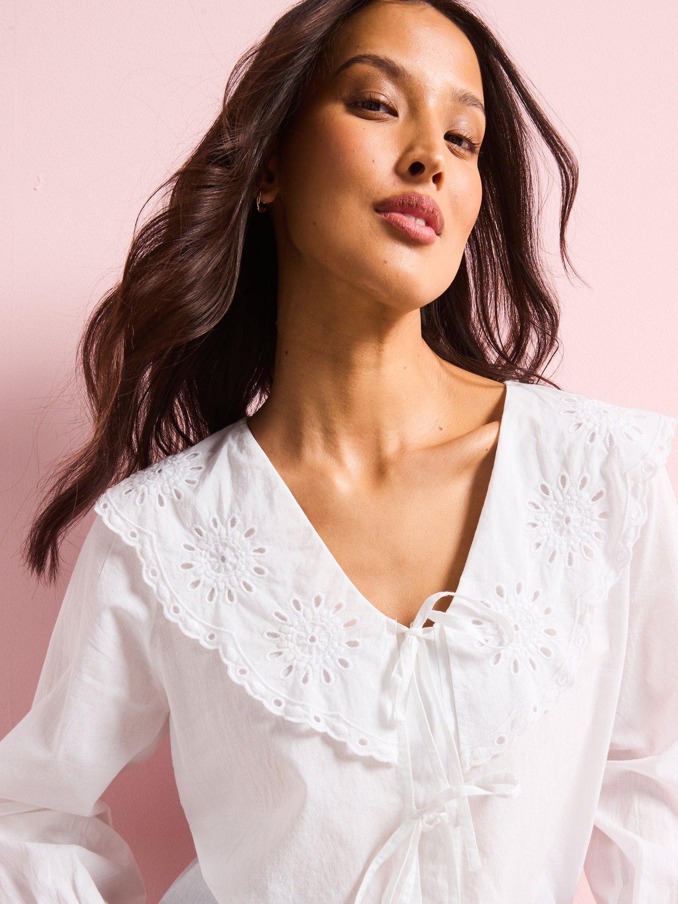 Image 4 of 6 of Nobodys Child Luam Blouse - White