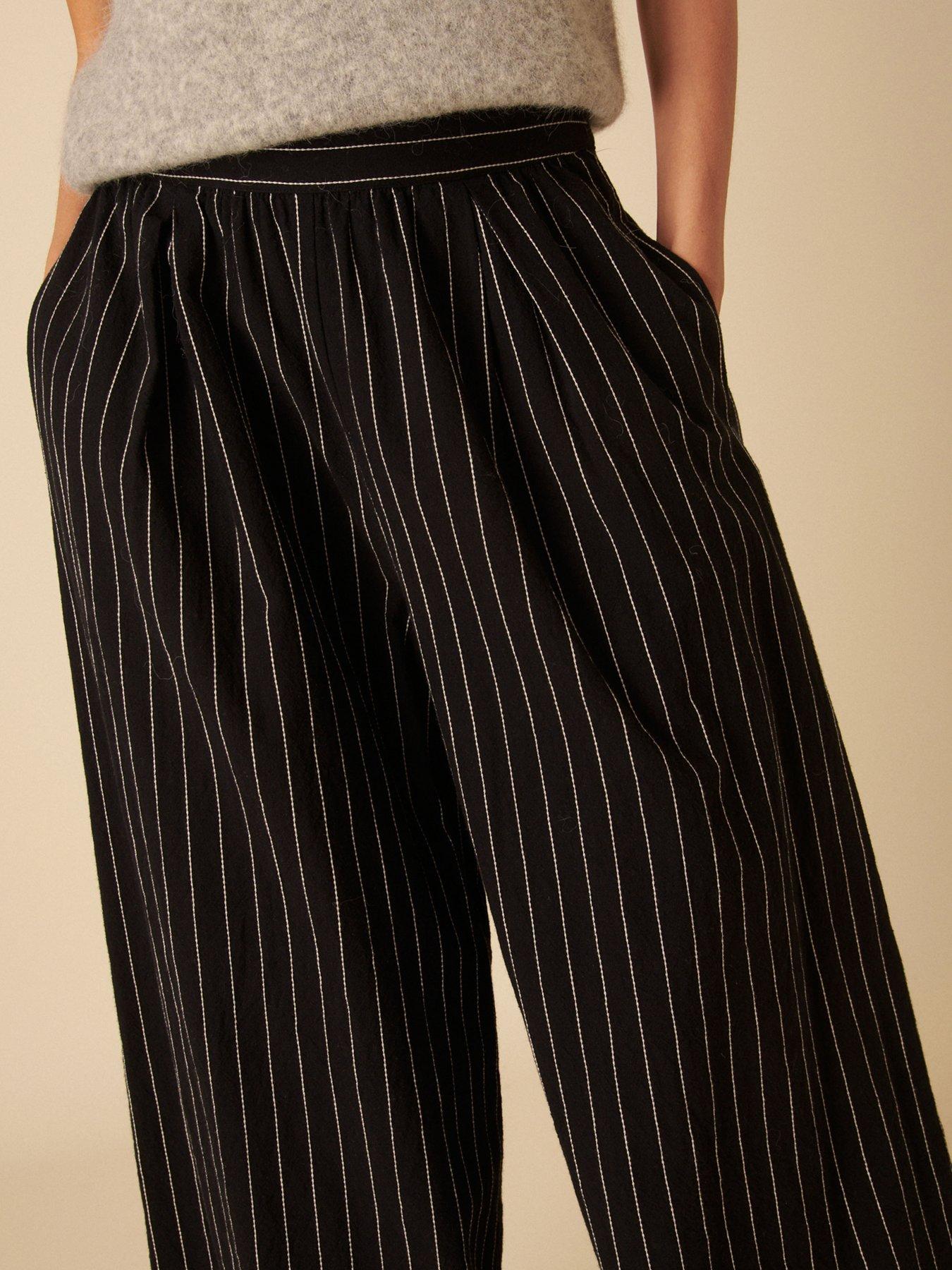 nobodys-child-jerrow-trousers-blackoutfit