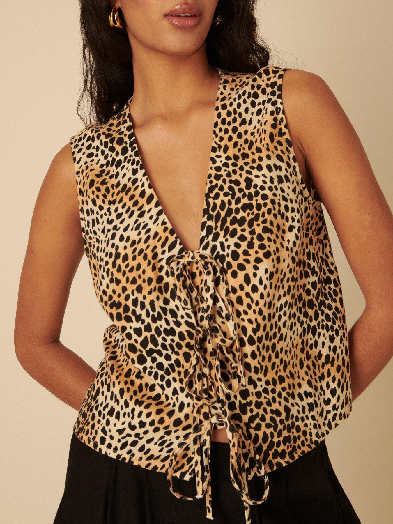 nobodys-child-tessa-leopard-print-top-printback