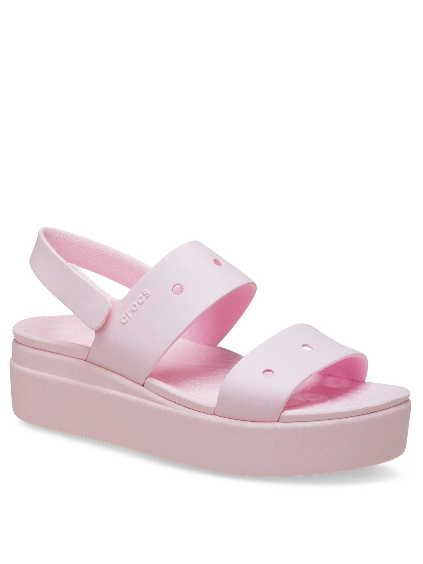 crocs-brooklyn-4u-sandal-pinkstillFront