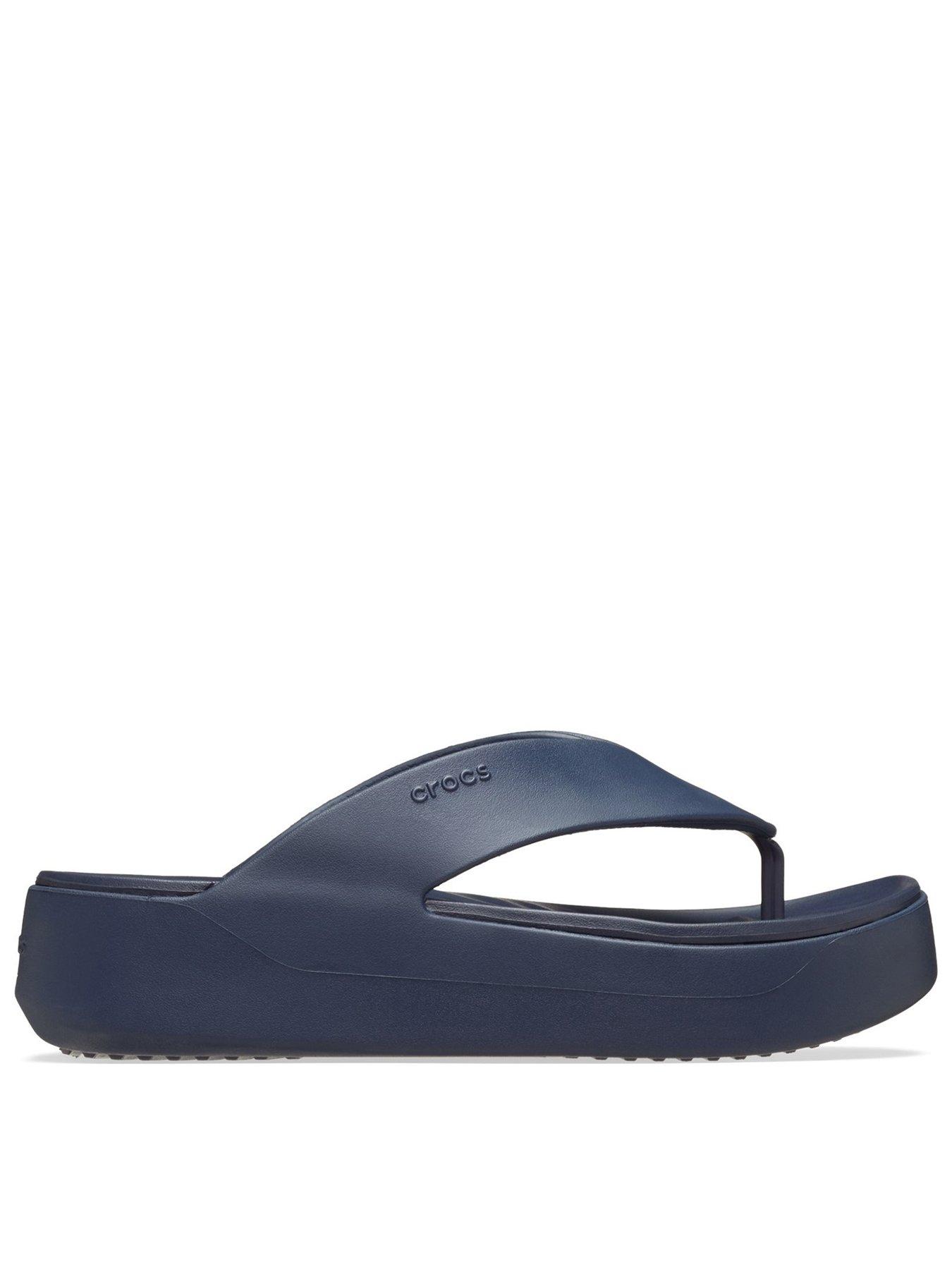Image of Crocs Getaway Platform Sandal - Navy