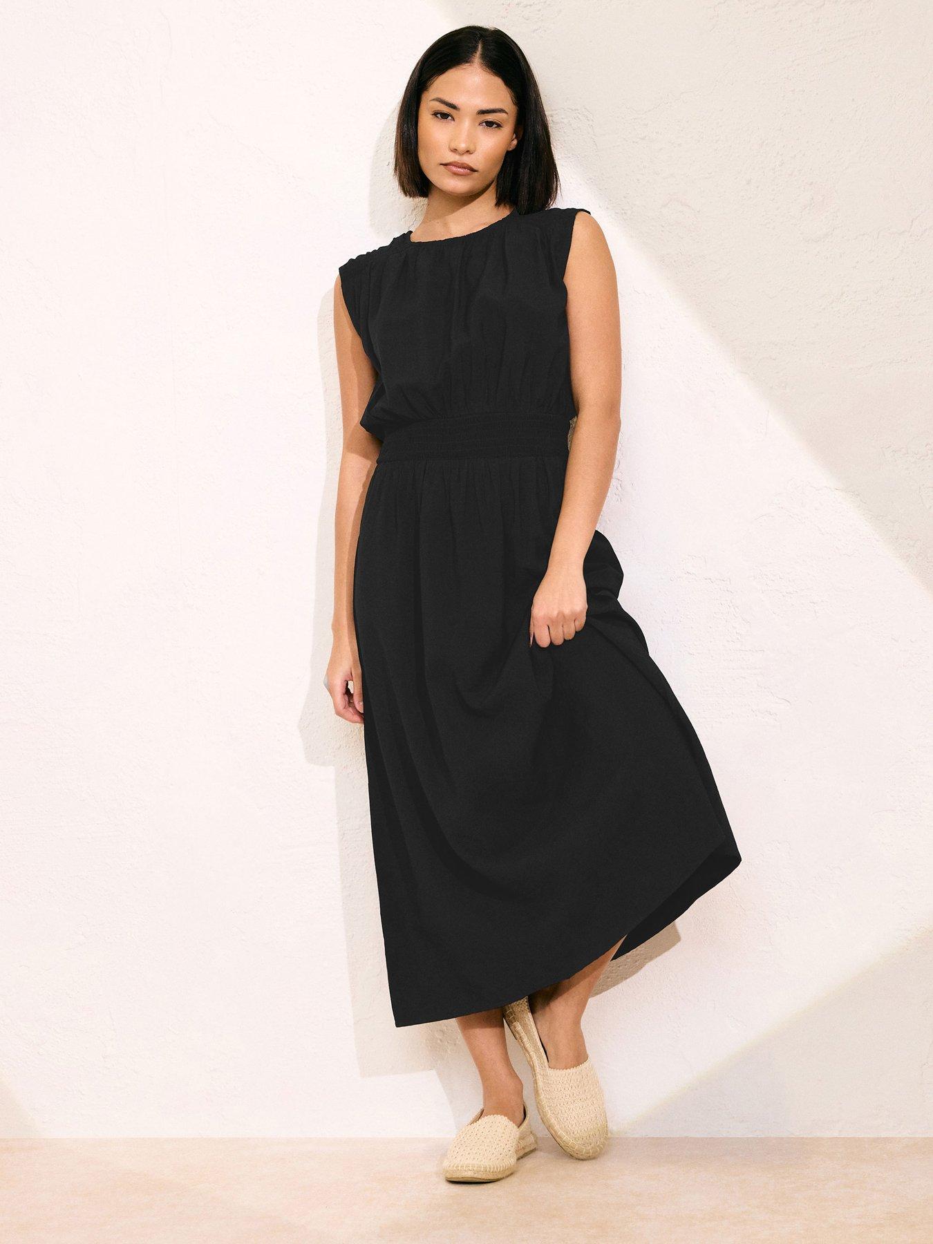 pixiegirl-petite-shirred-waist-midi-dress-blackback