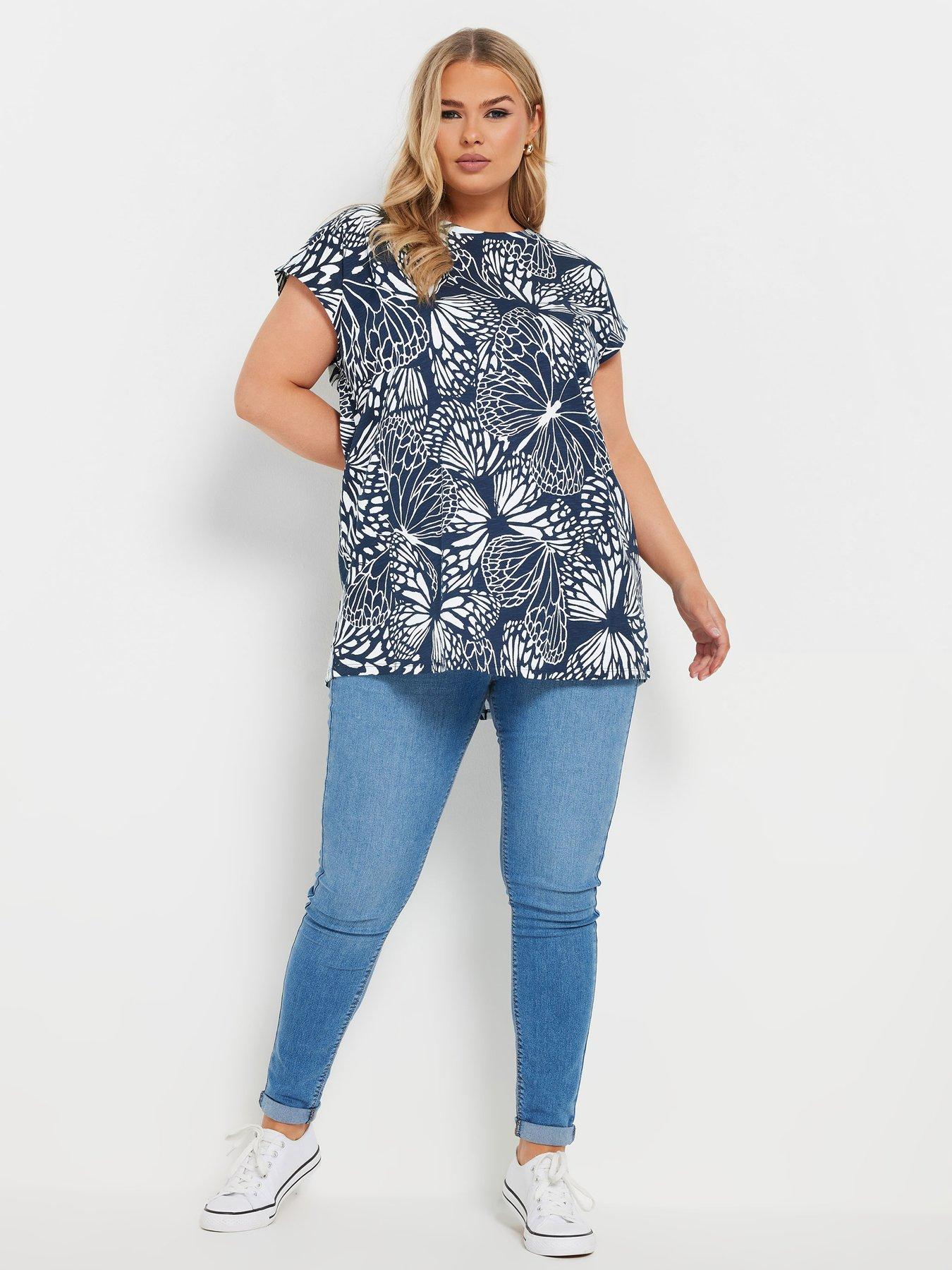 Image 3 of 4 of Yours Curve Grown On Slub T-Shirt - Blue