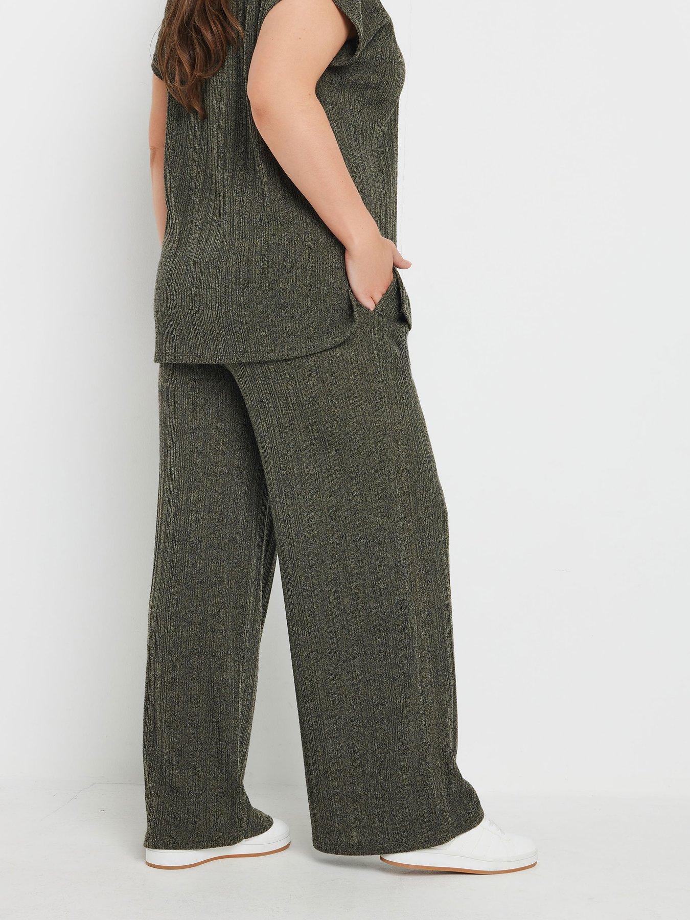 yours-curve-knitted-trouser-co-ord-greenstillFront