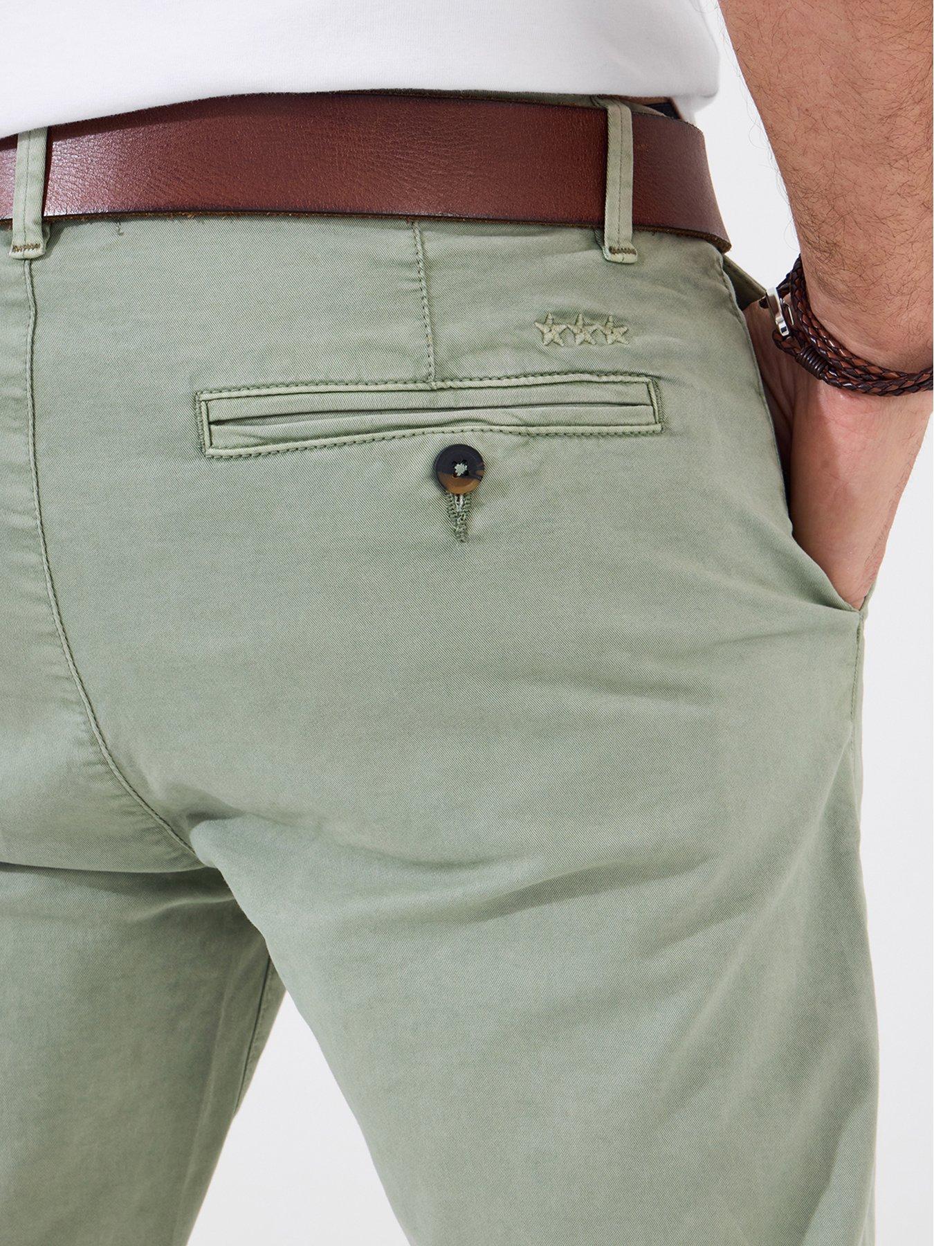 joe-browns-charming-chino-trousers-khakioutfit