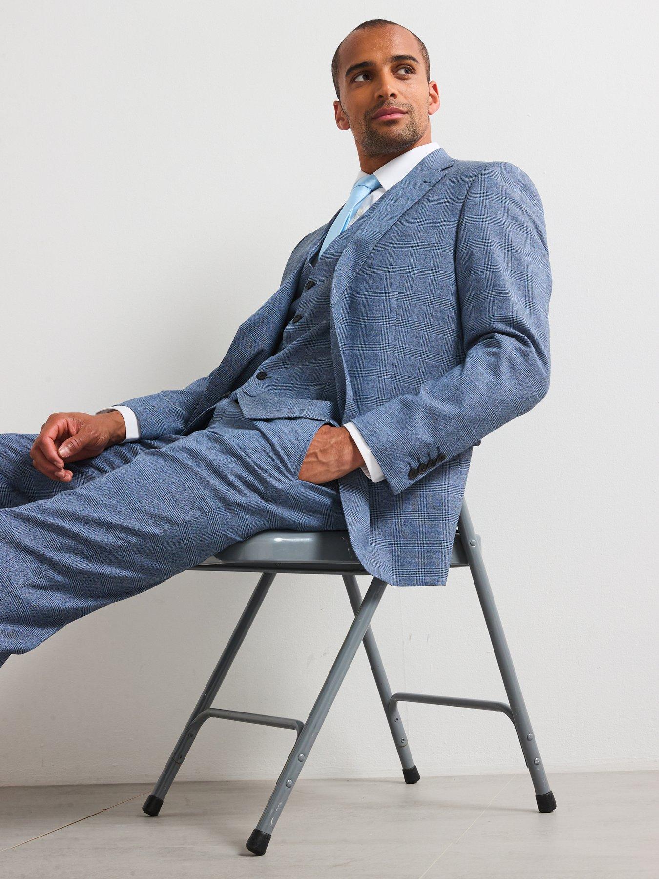 skopes-anthony-standard-fit-waistcoat-blueoutfit