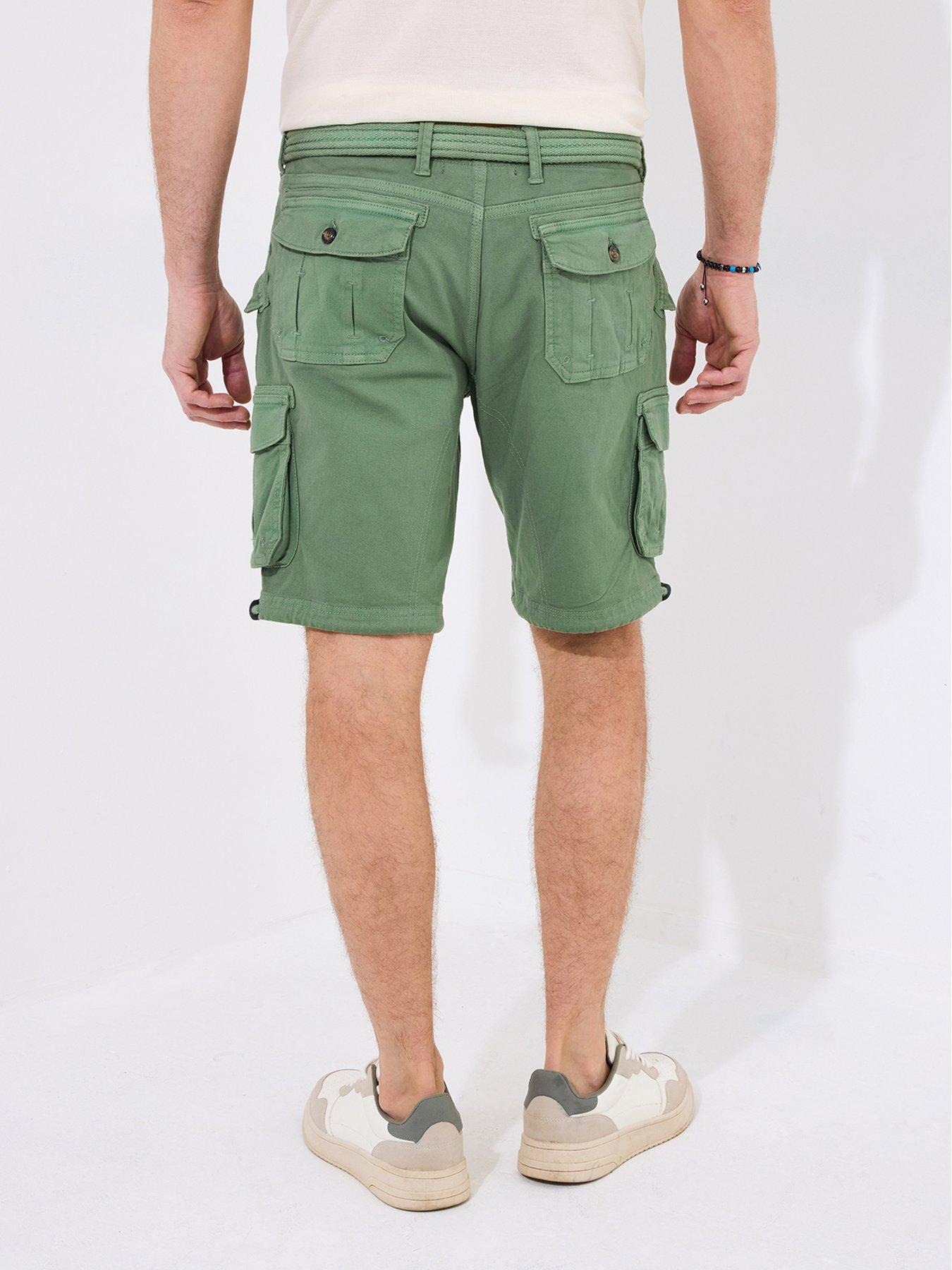 joe-browns-hit-the-action-cargo-shorts-khakioutfit