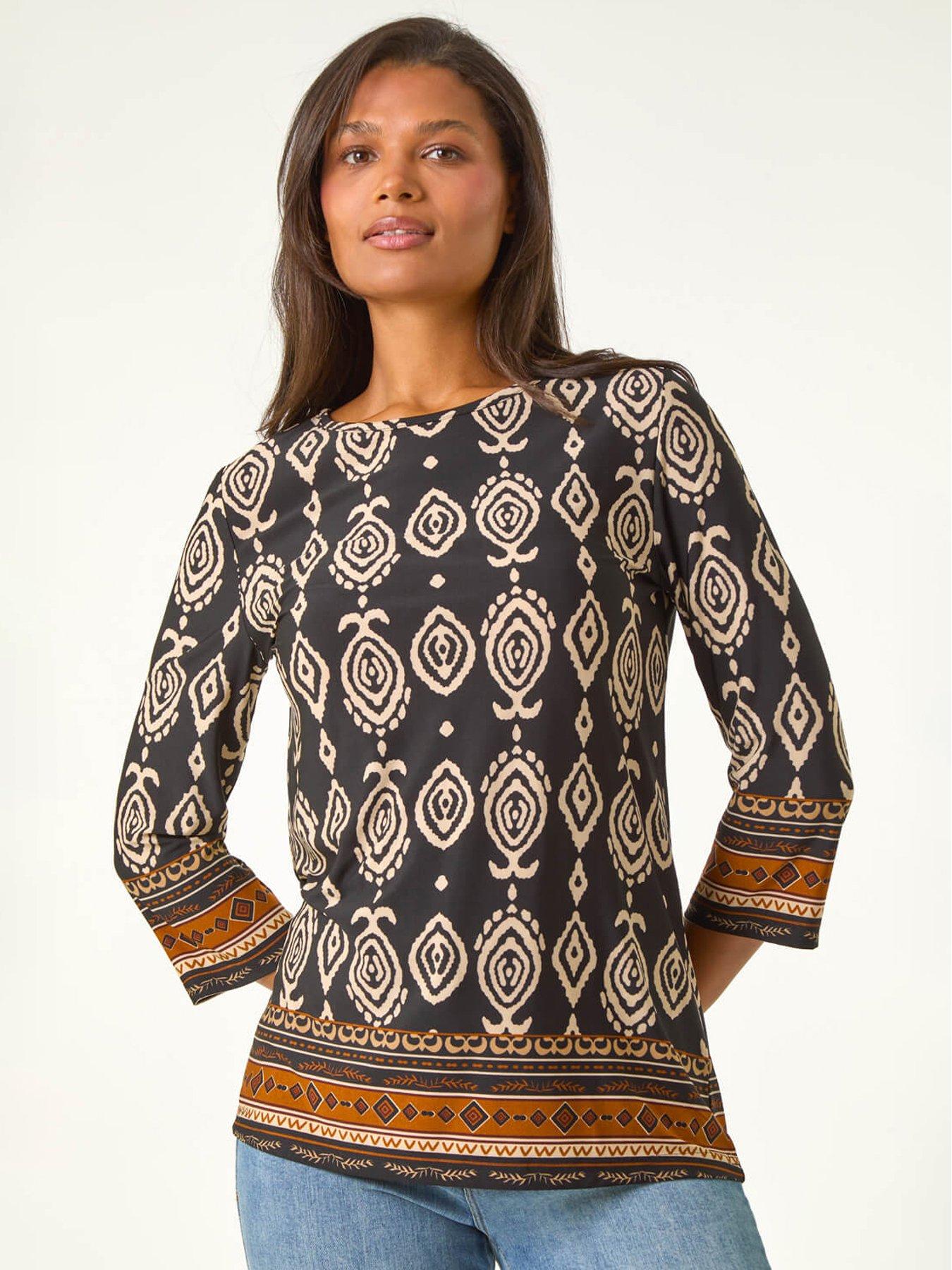 roman-ikat-border-hem-stretch-top-brownfront