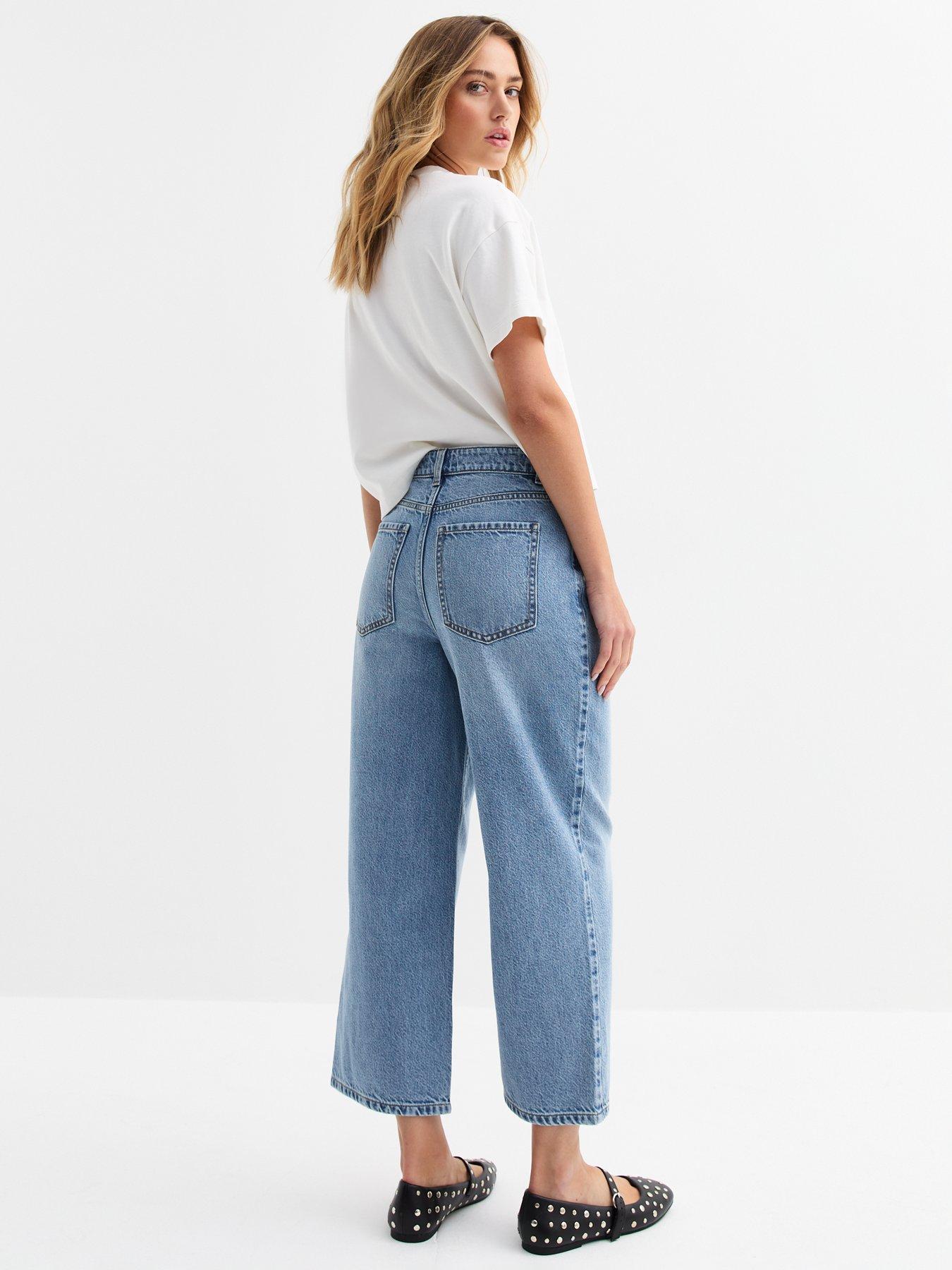 new-look-adalae-wide-leg-cropped-jeans-light-bluestillFront