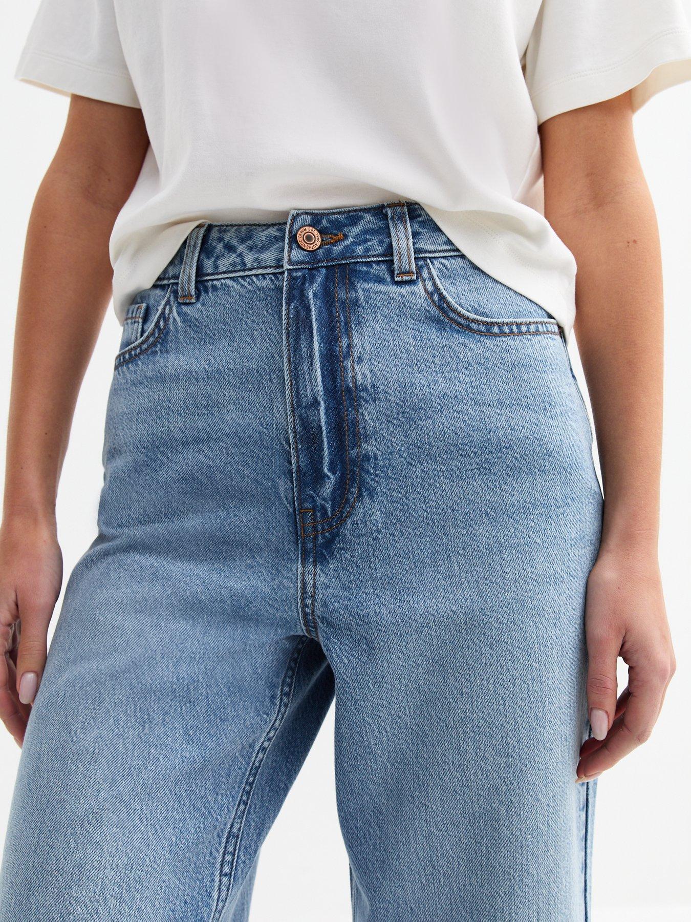 new-look-adalae-wide-leg-cropped-jeans-light-blueoutfit