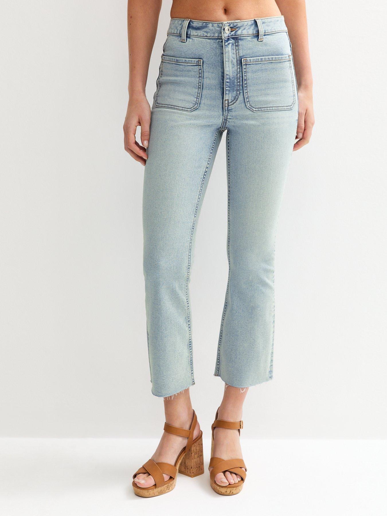 New Look Kick Flare Cropped Denim Jeans - Light Blue